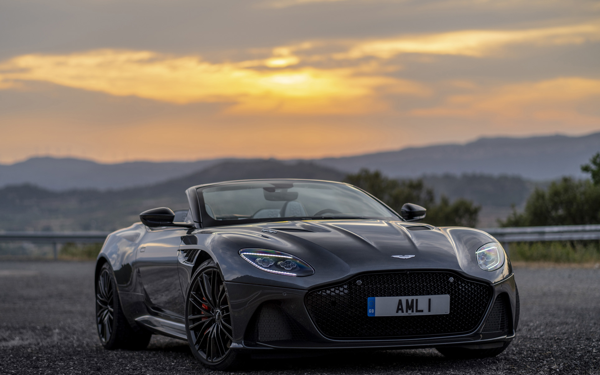 Aston Martin Dbs Superleggera Volante Wallpapers