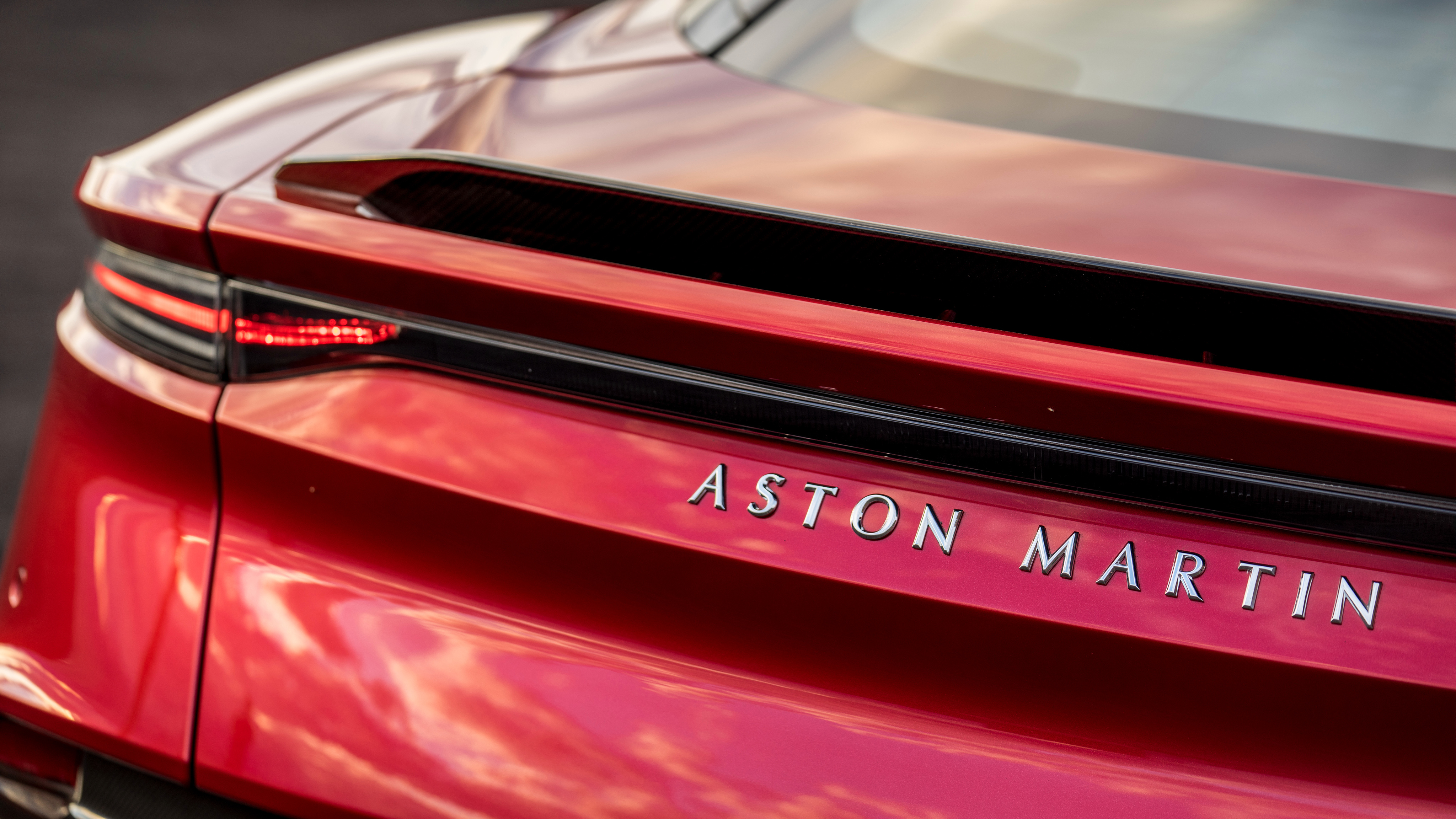 Aston Martin Dbs Ultimate Edition Wallpapers