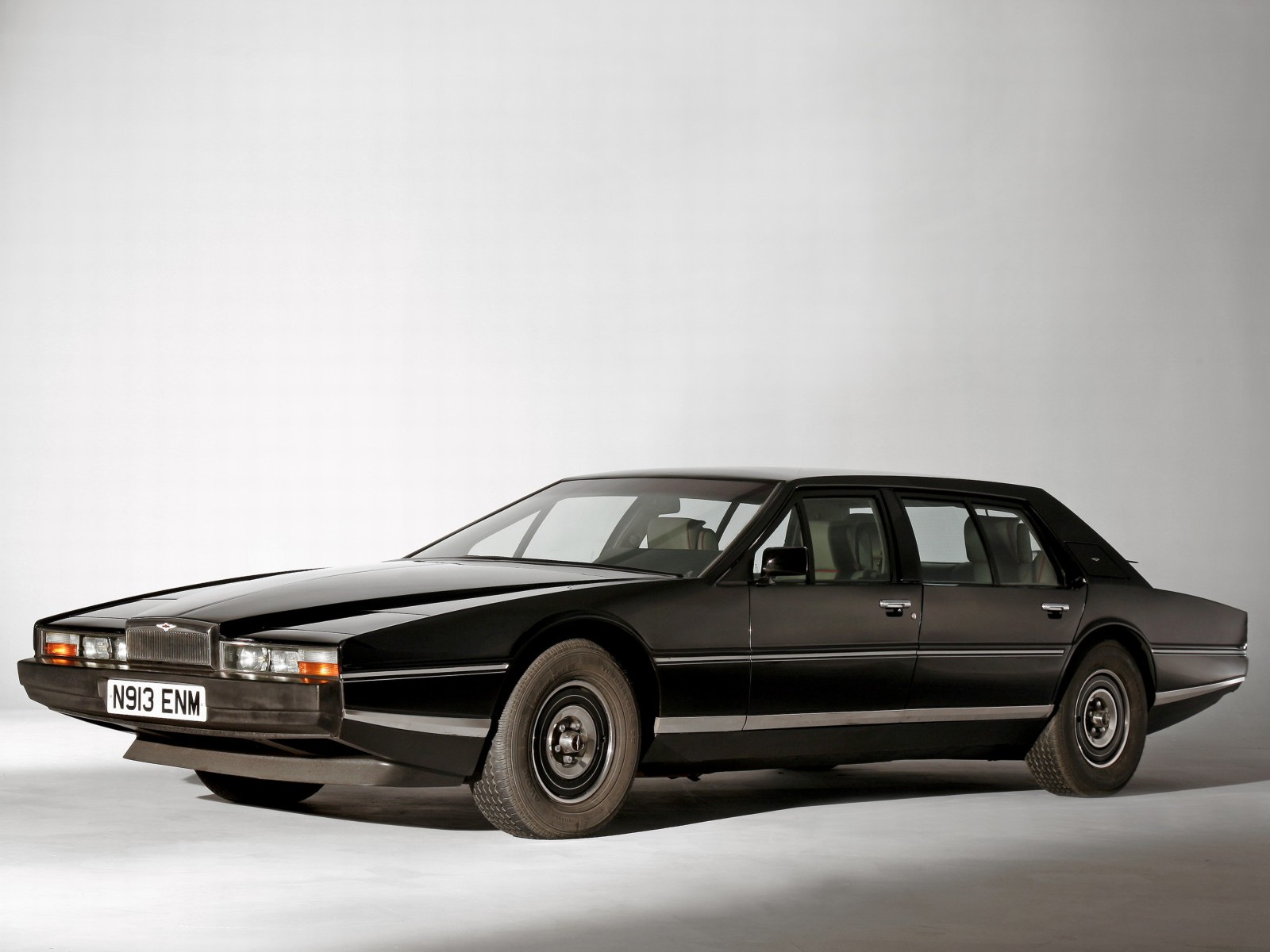 Aston Martin Lagonda Wallpapers