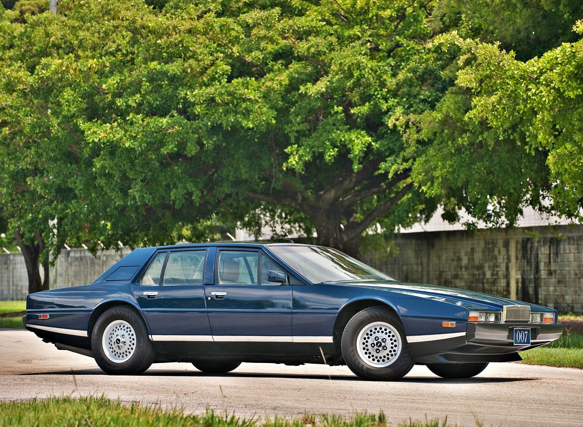 Aston Martin Lagonda Wallpapers