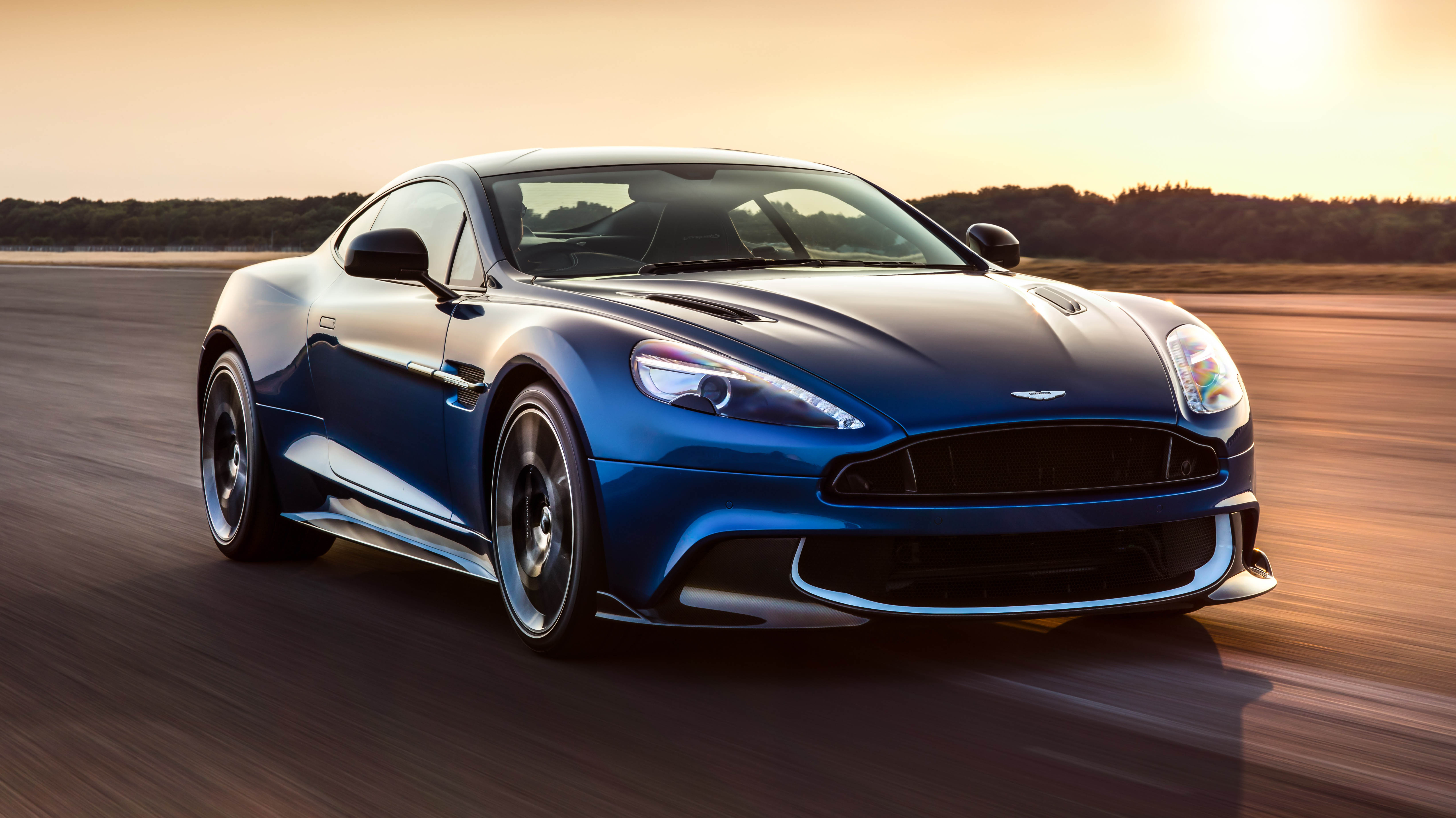 Aston Martin Vanquish Wallpapers