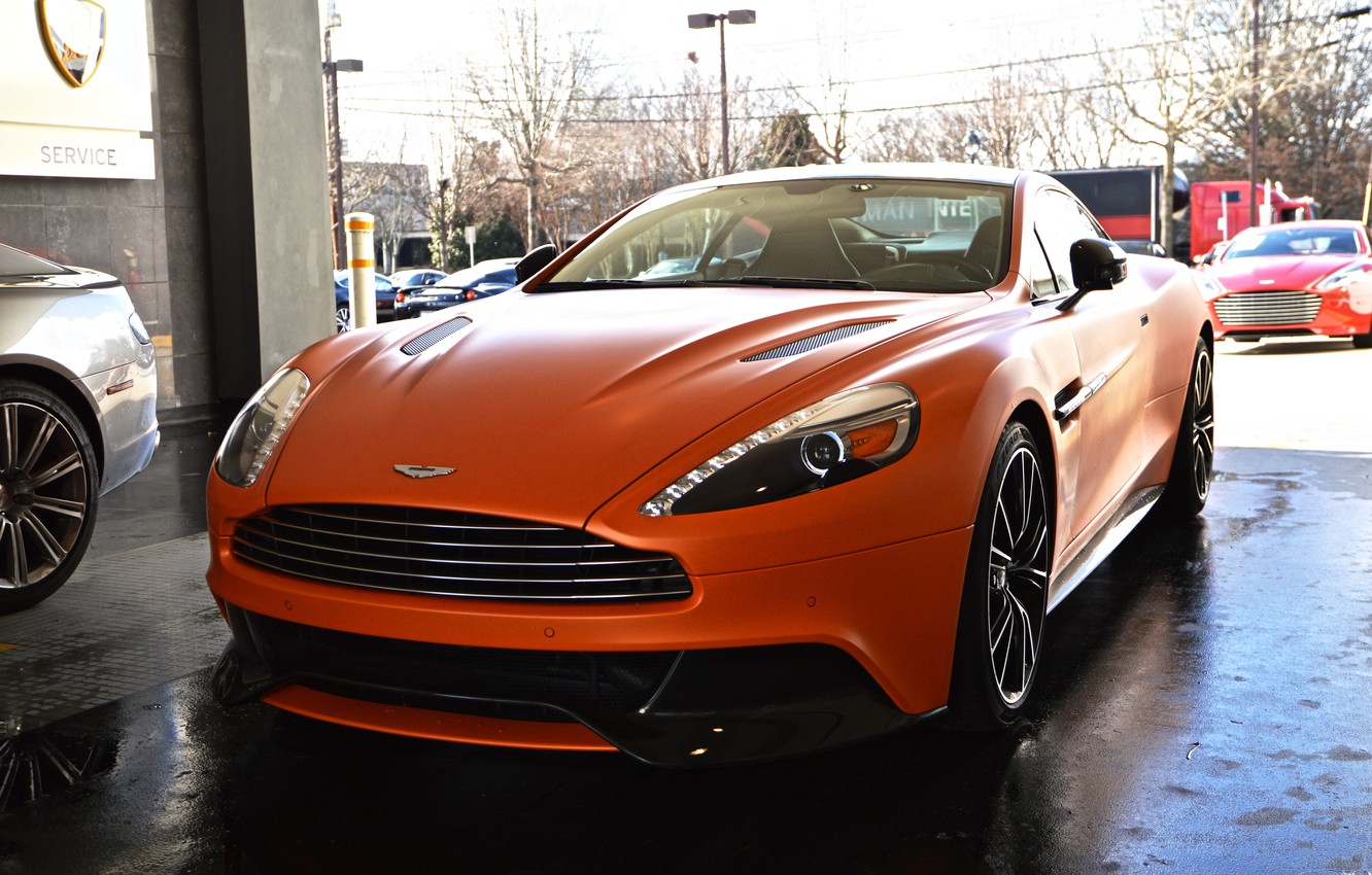 Aston Martin Vanquish Wallpapers