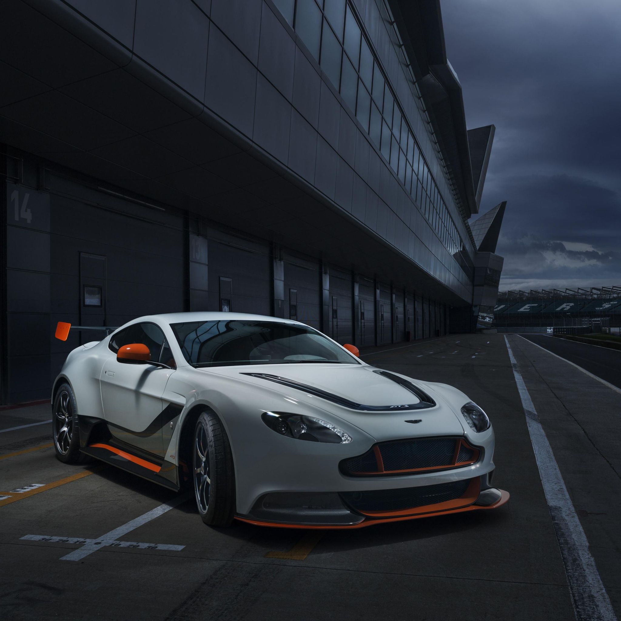 Aston Martin Vantage Gt3 Wallpapers