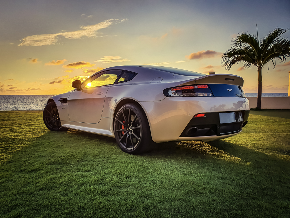 Aston Martin Vantage S Wallpapers