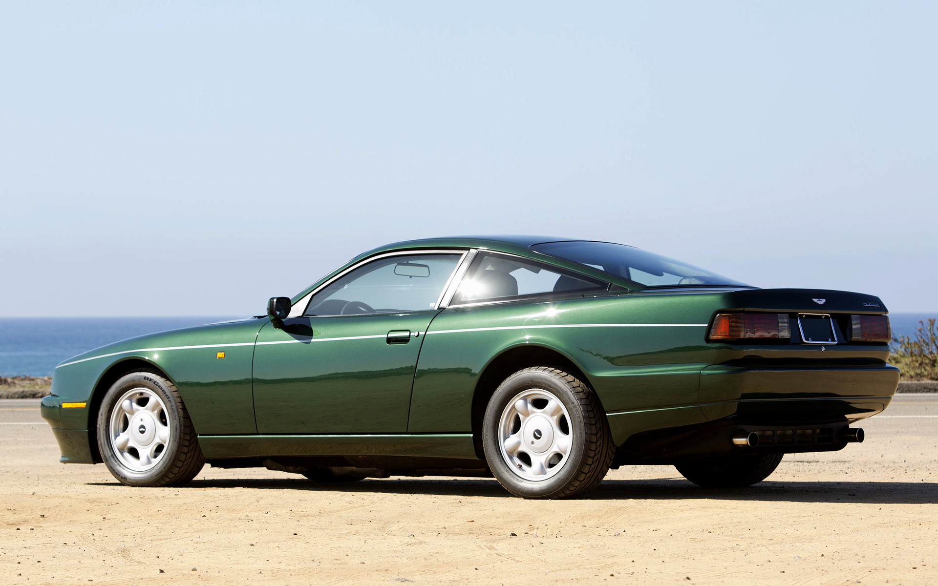 Aston Martin Virage Wallpapers