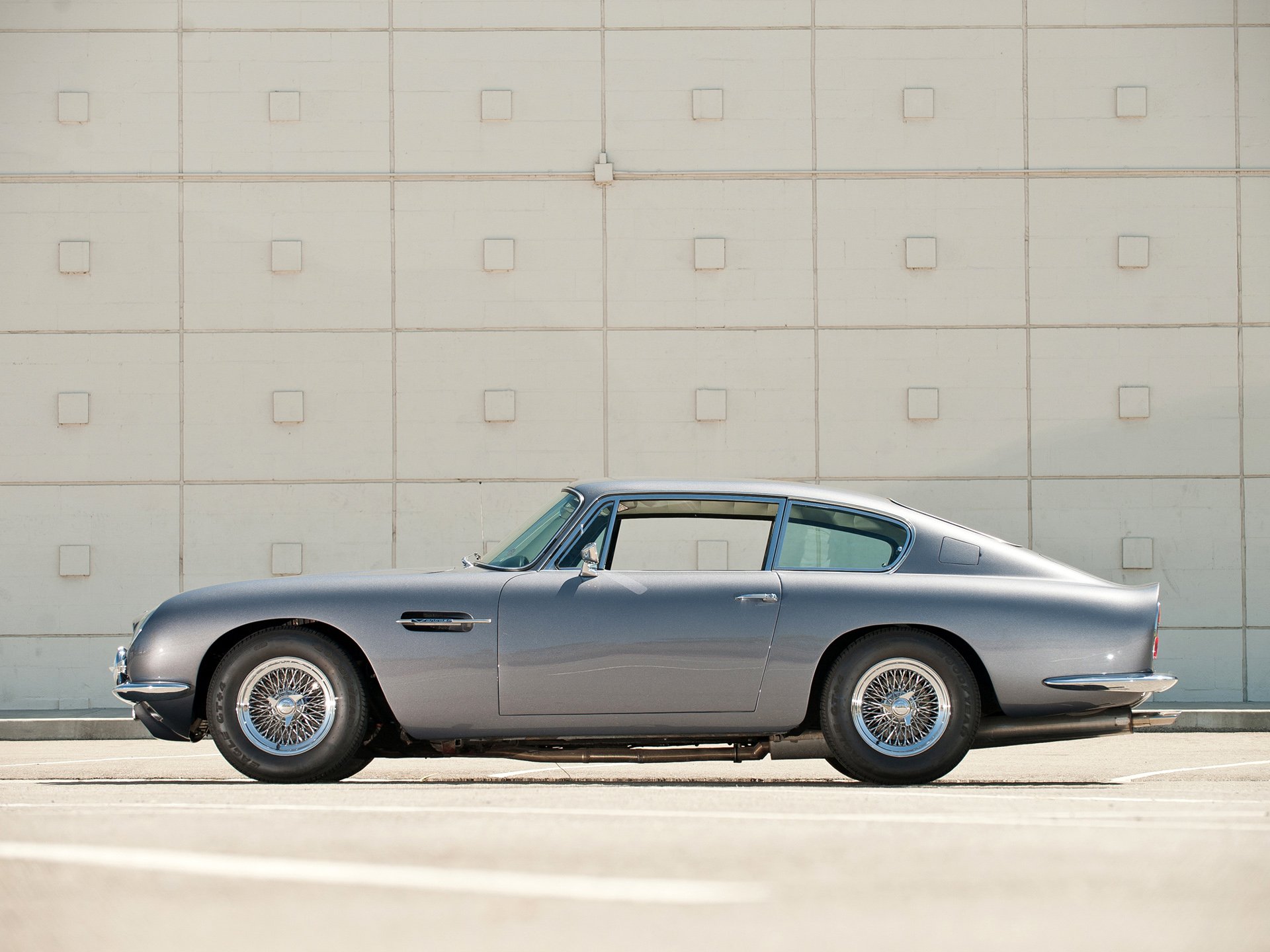 Aston Martinaston Martin Db6 Wallpapers