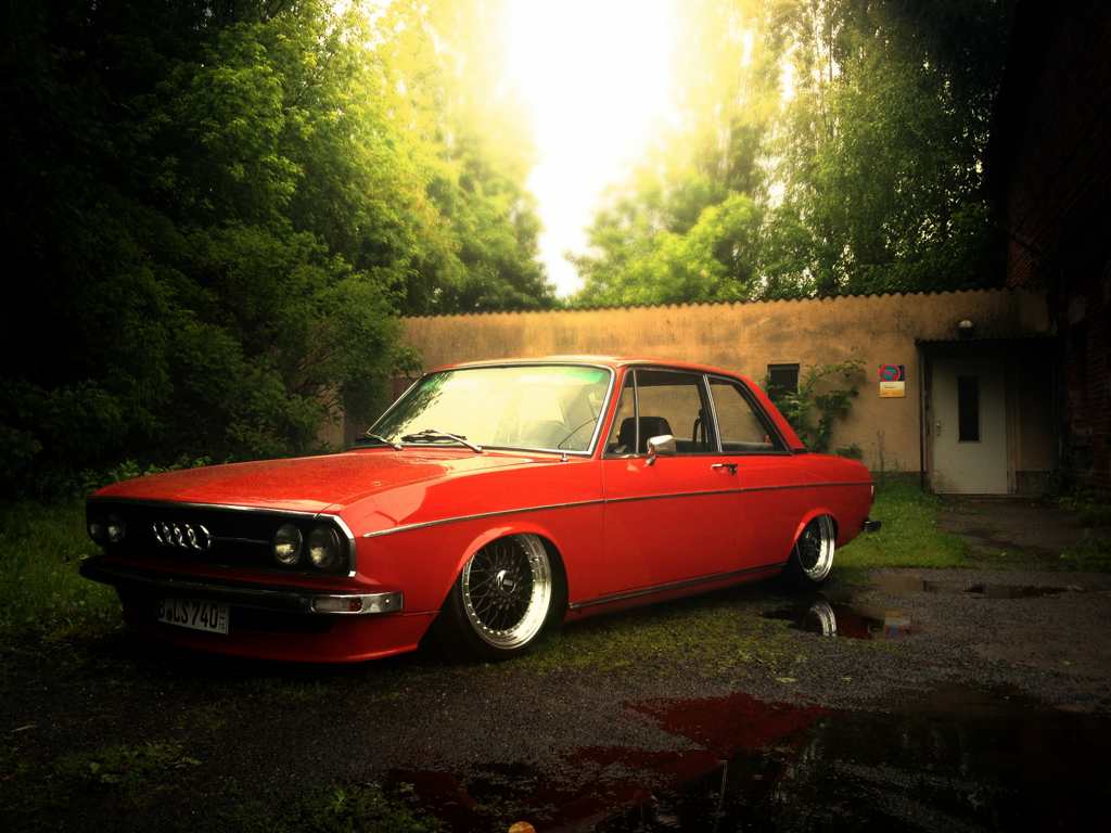 Audi 100 Wallpapers