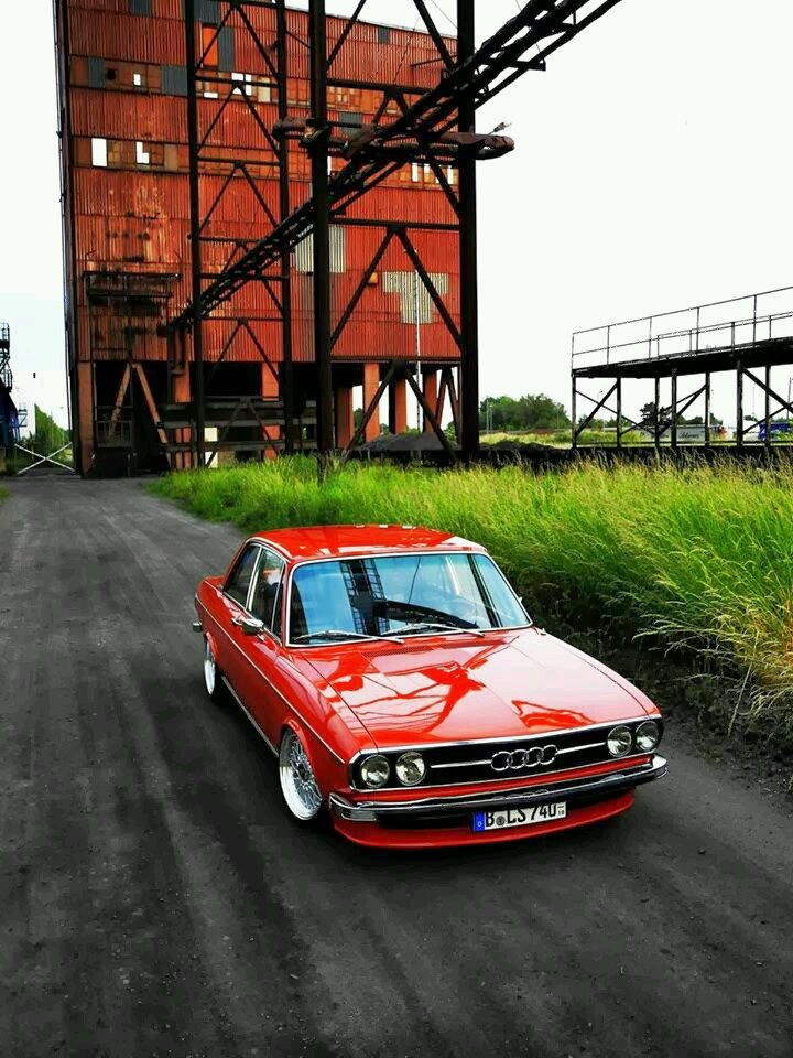 Audi 100 Wallpapers