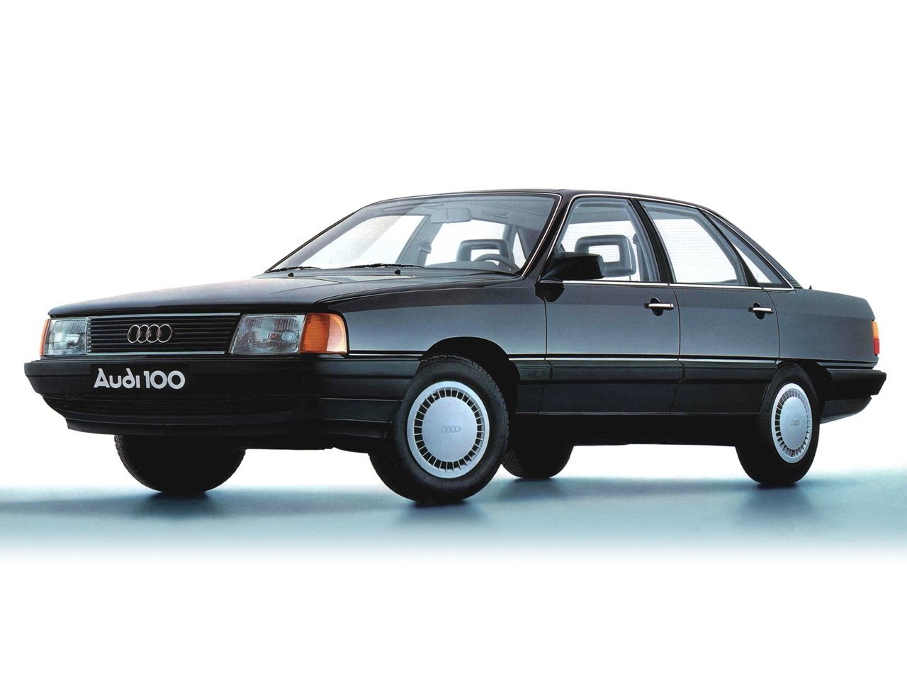 Audi 100 Wallpapers