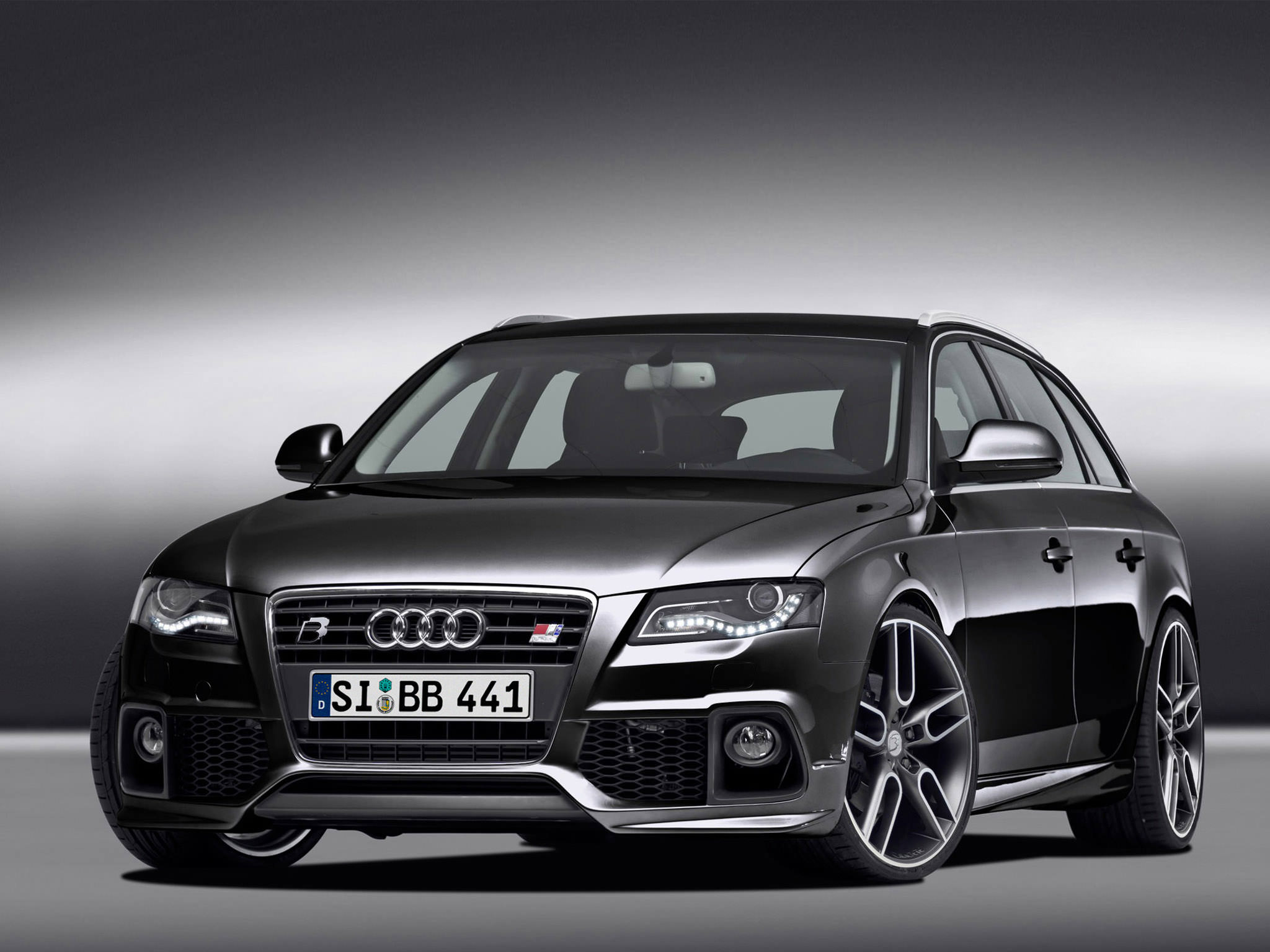 Audi A4 Avant S Line Wallpapers