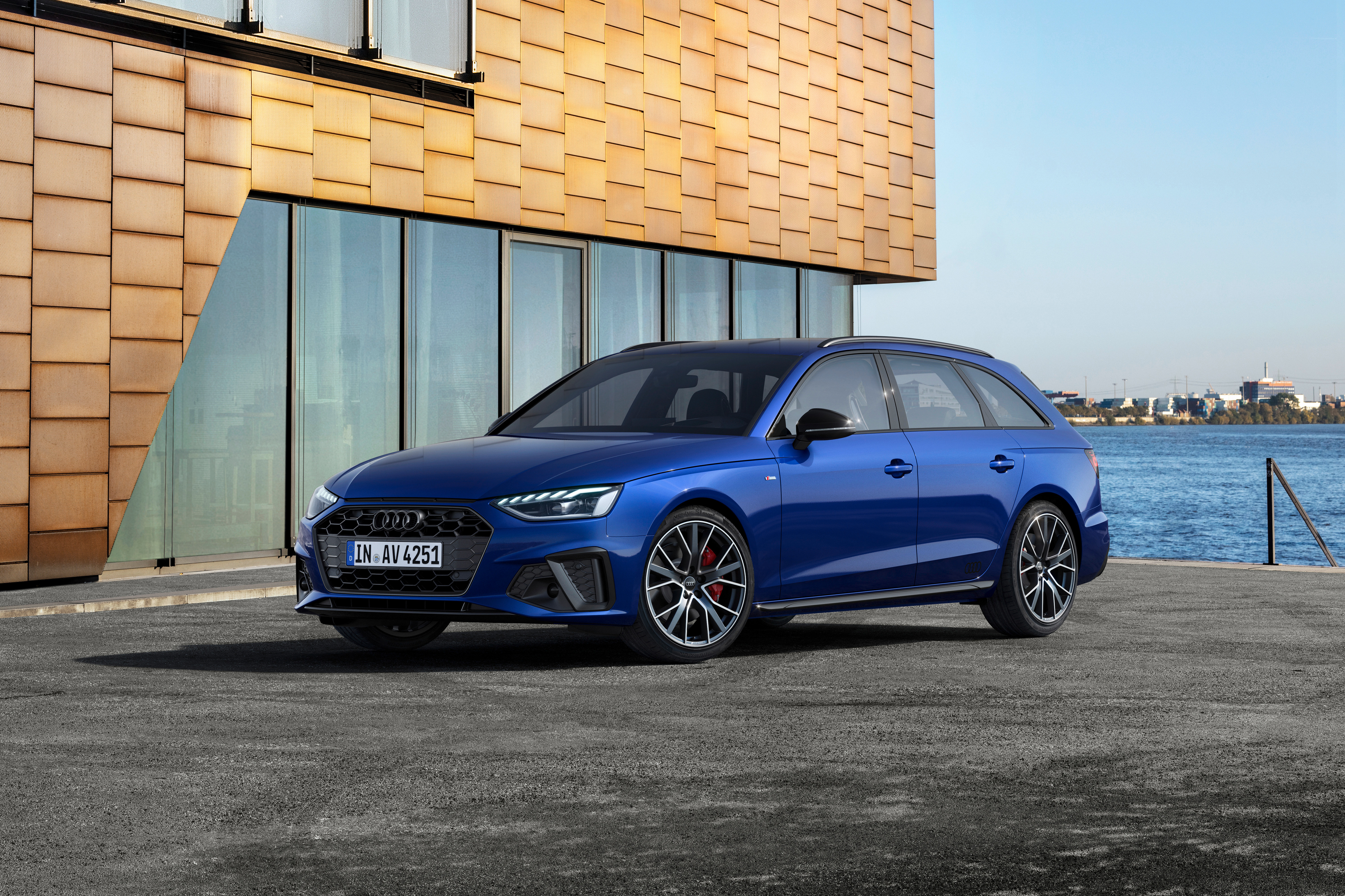 Audi A4 Avant S Line Wallpapers