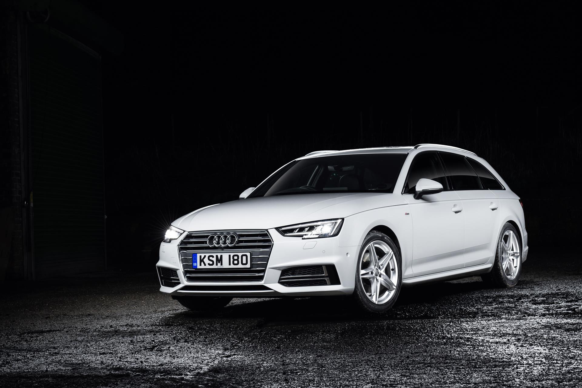 Audi A4 Avant S Line Wallpapers