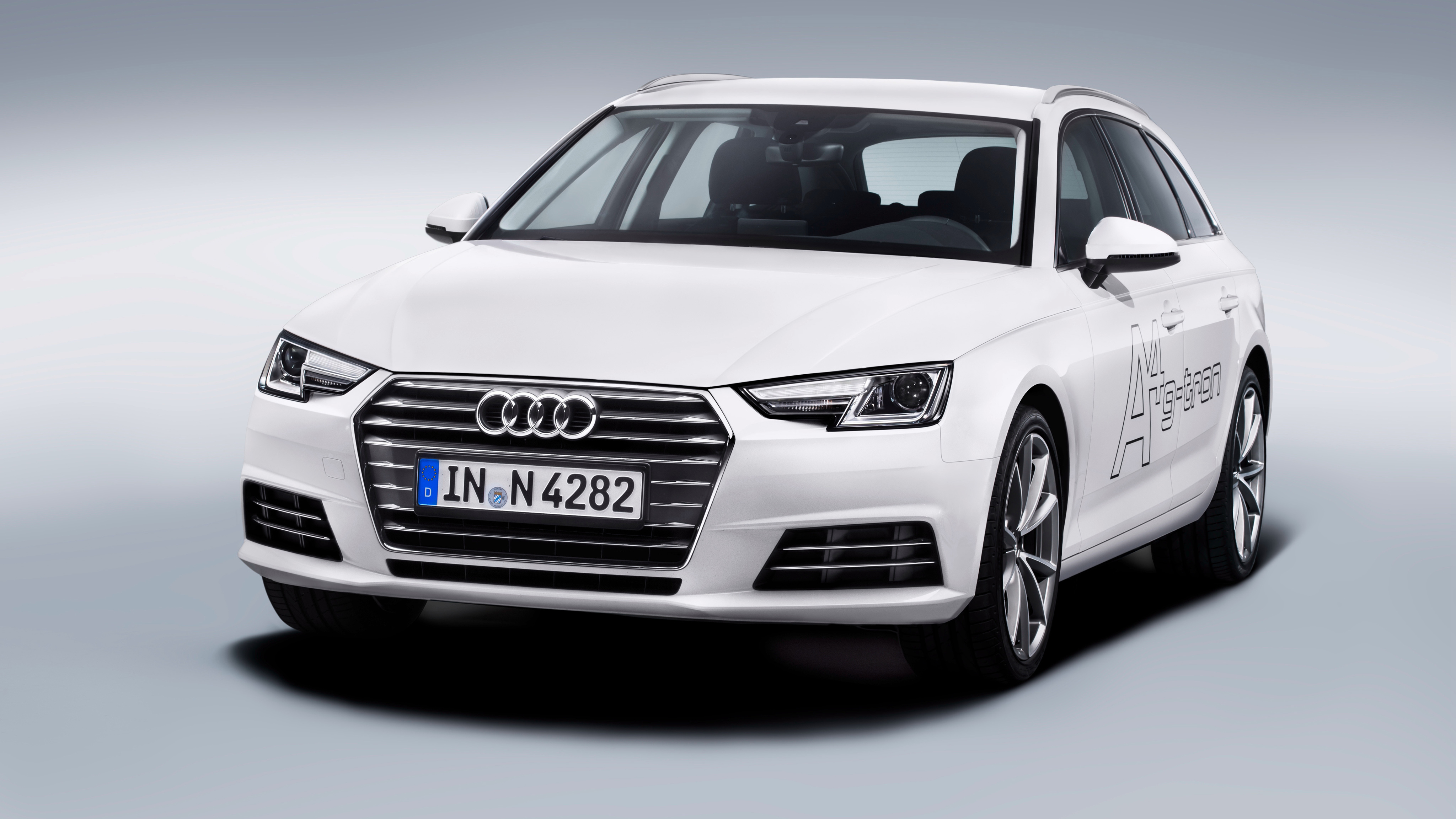 Audi A4 Avant S Line Wallpapers