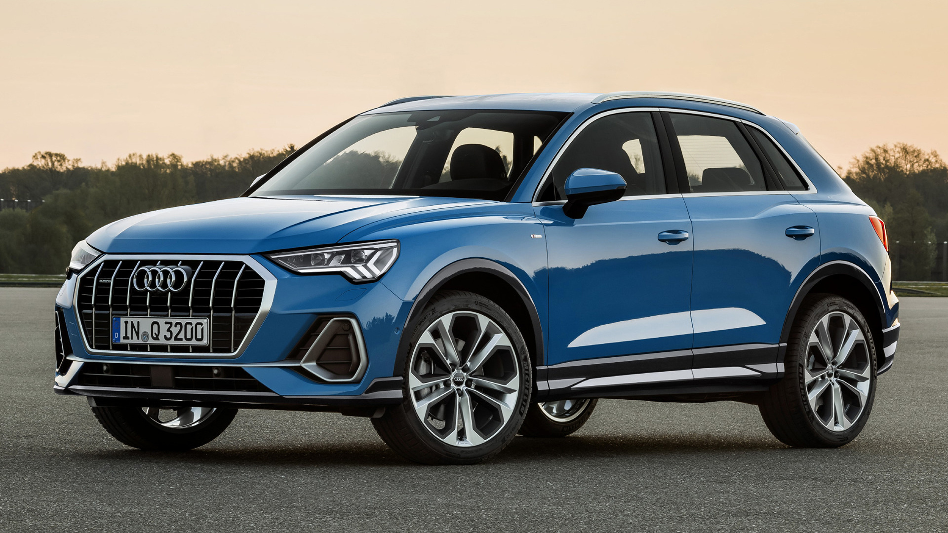 Audi Q3 Wallpapers