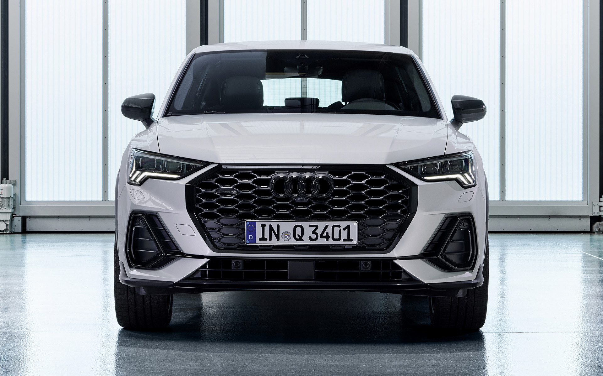 Audi Q3 Sportback Edition One Wallpapers