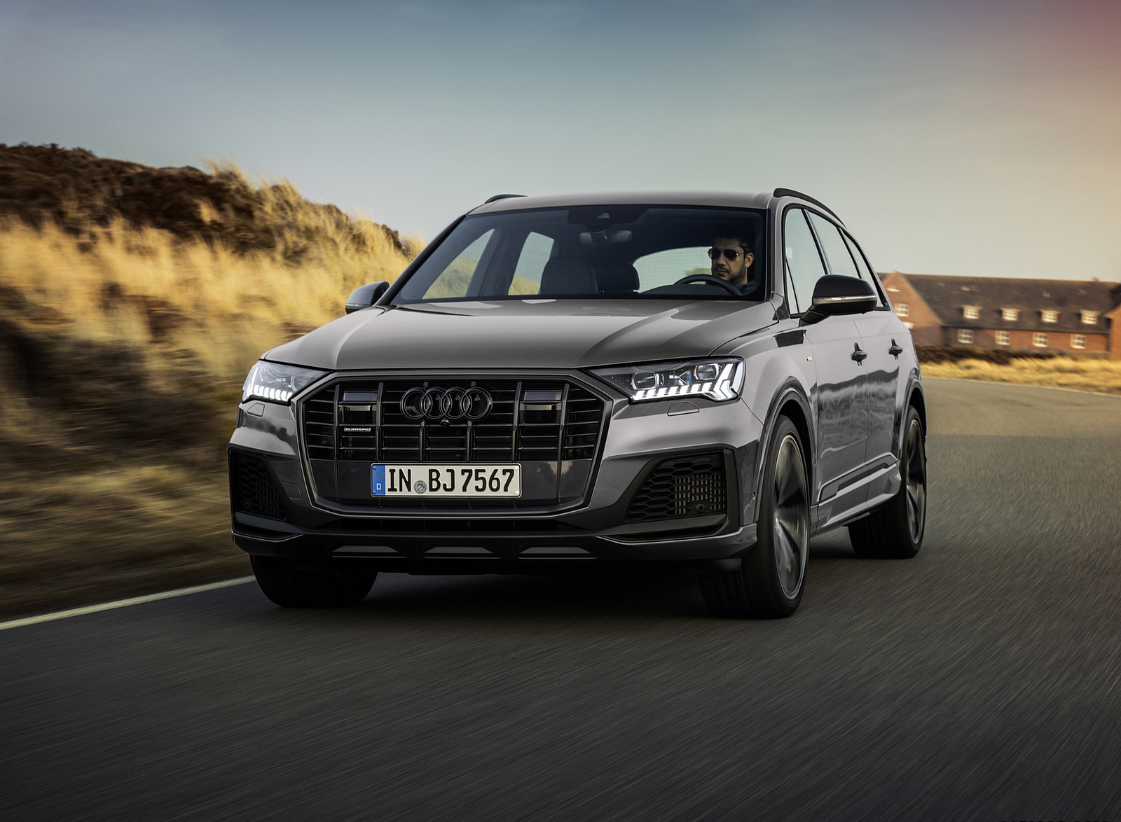 Audi Q7 Wallpapers