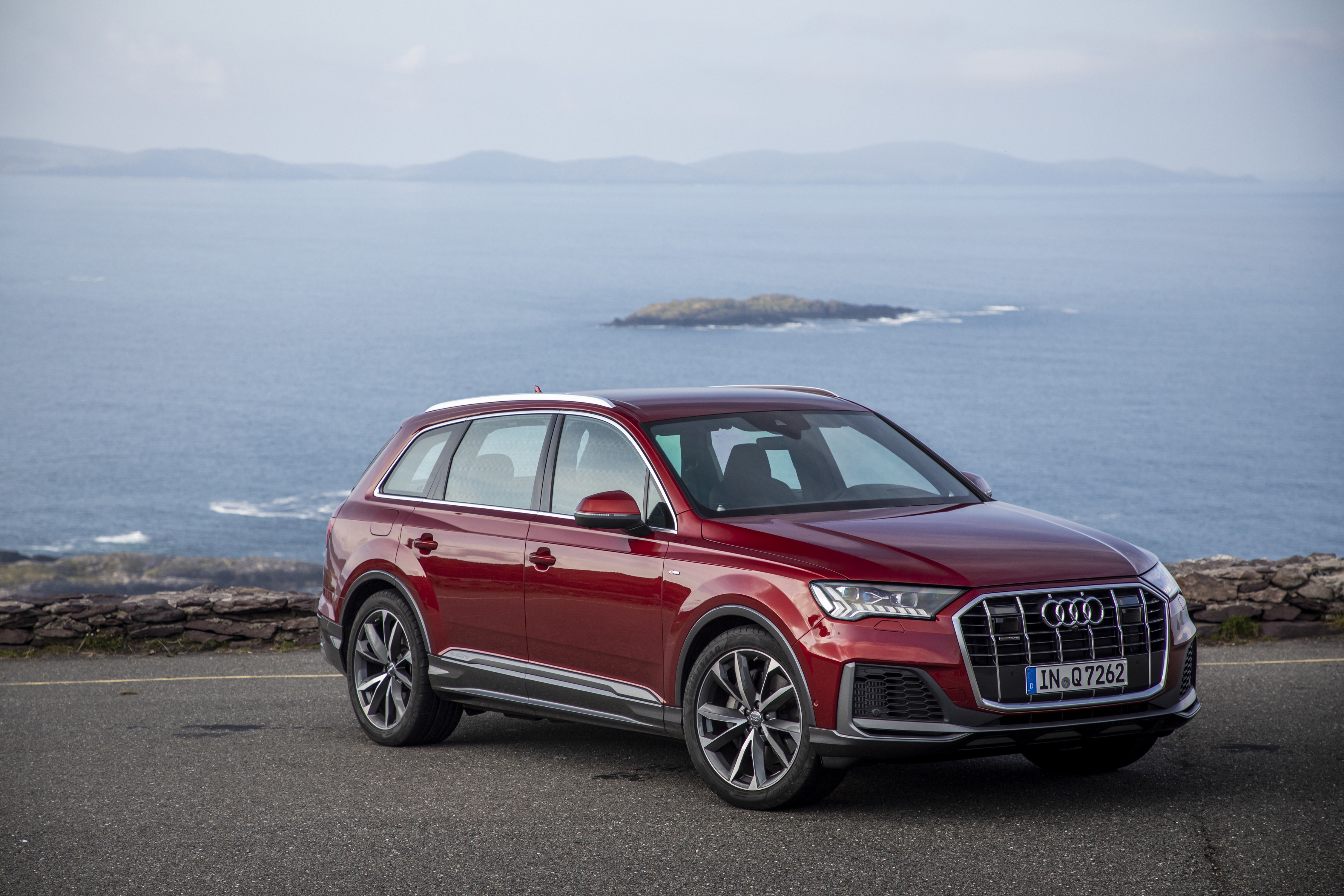 Audi Q7 Wallpapers