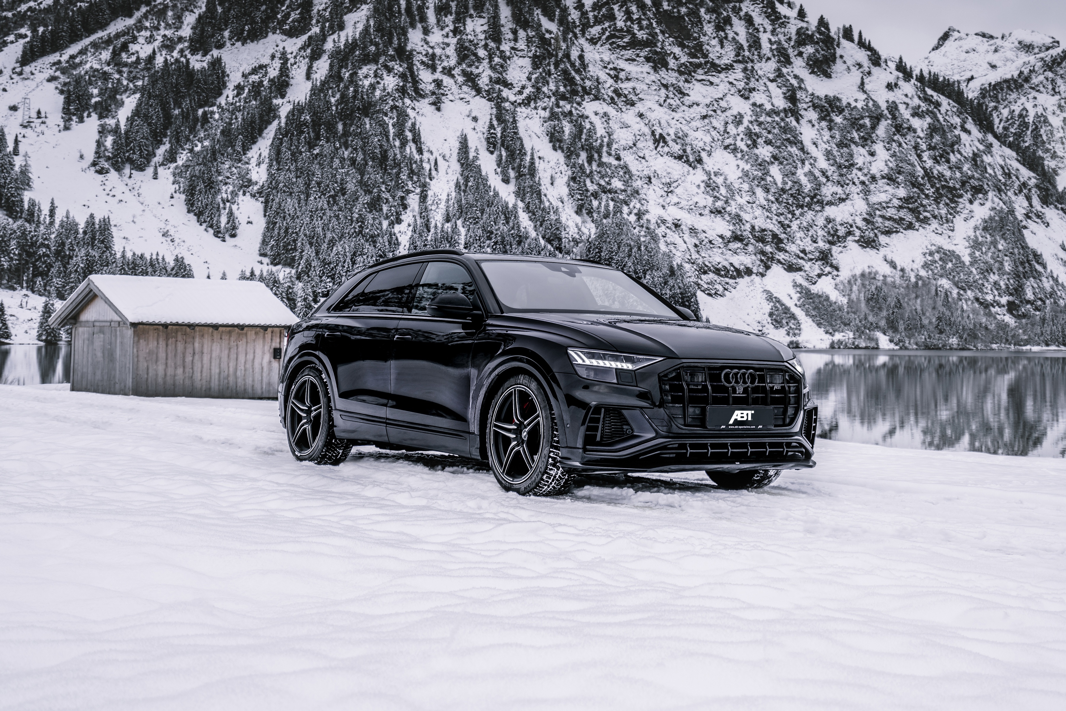 Audi Q8 Wallpapers