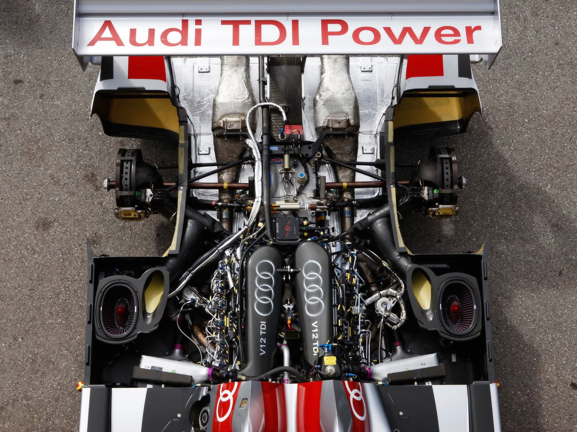 Audi R10 Tdi Wallpapers