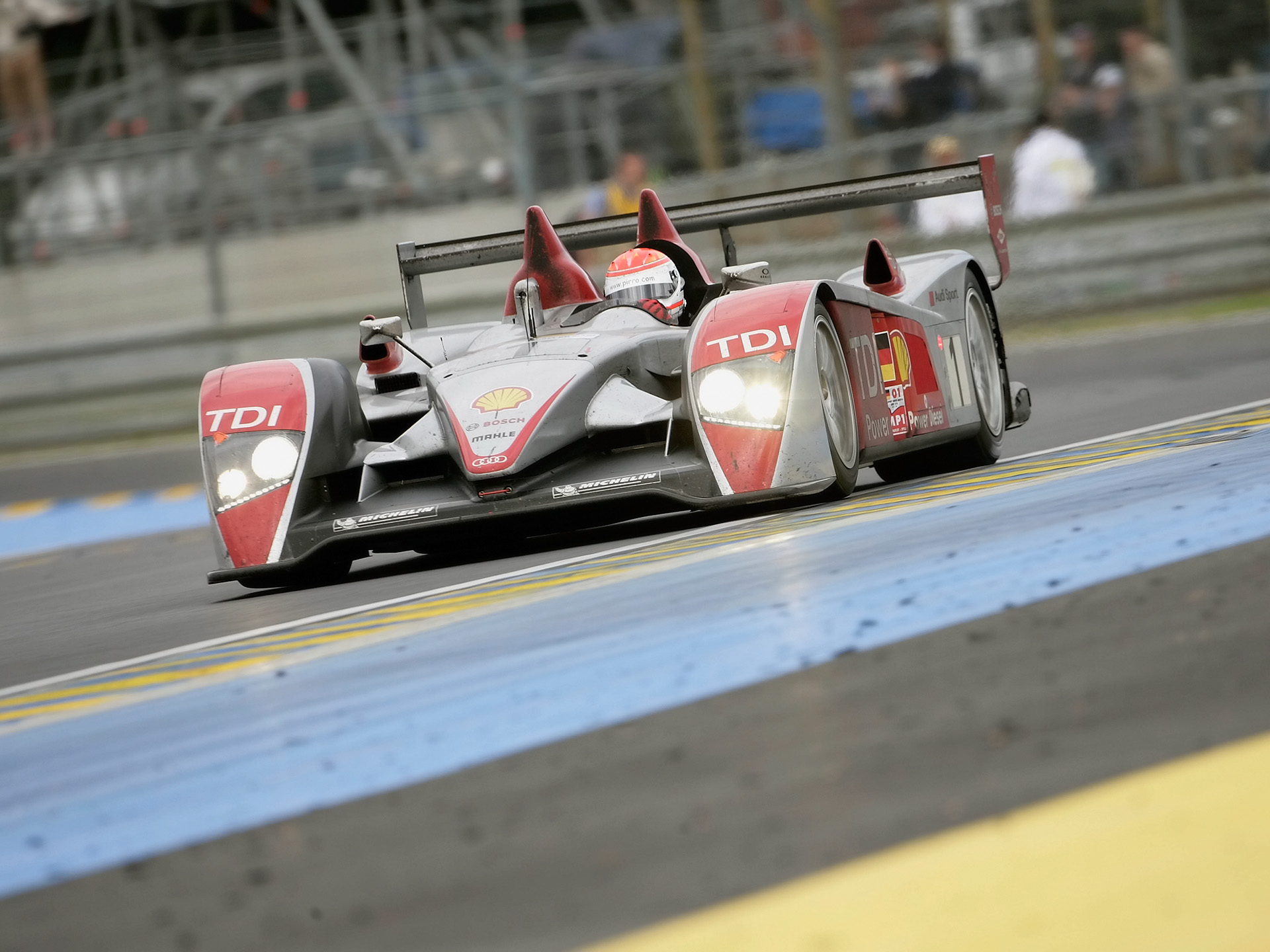 Audi R10 Tdi Wallpapers