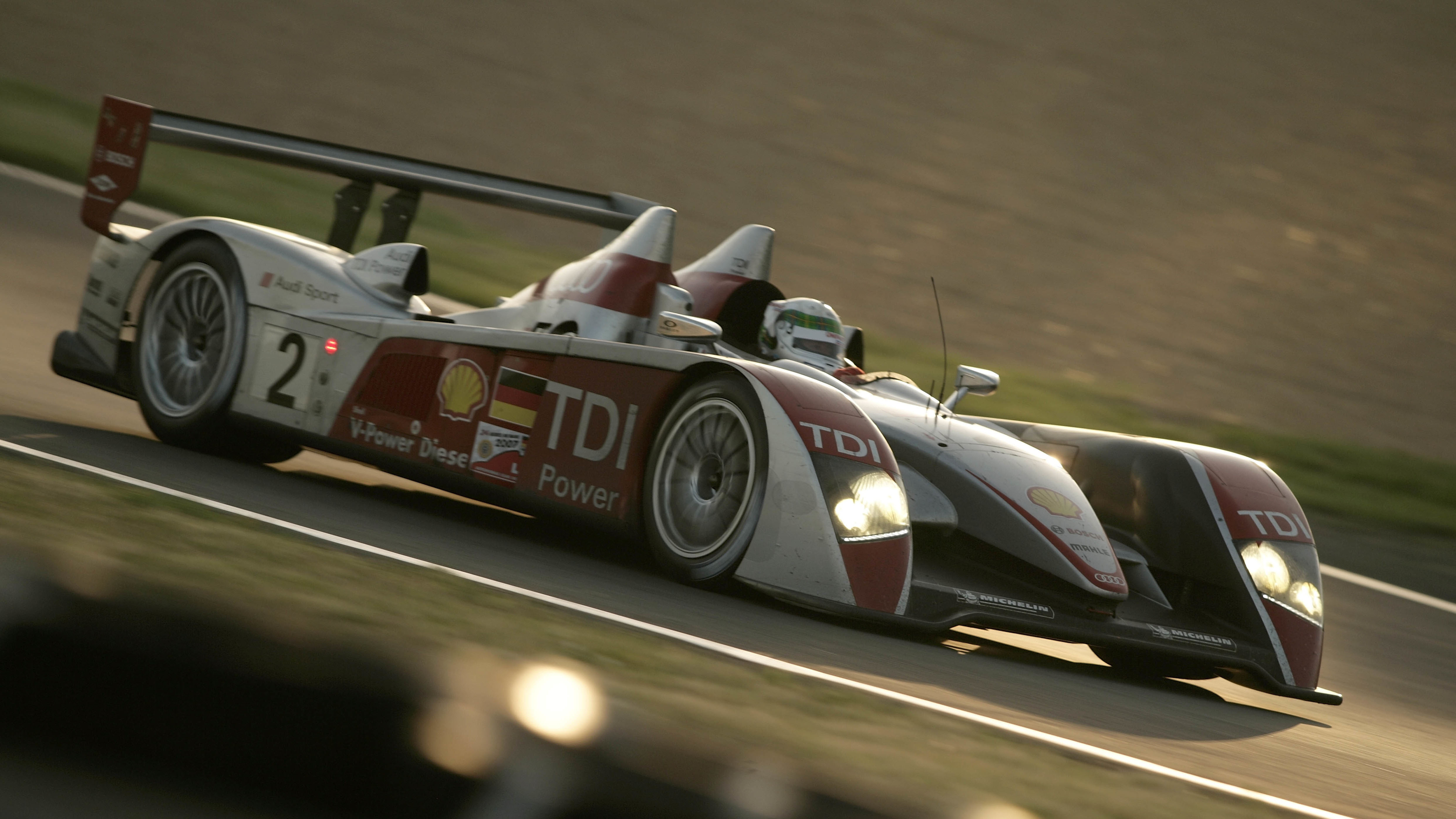 Audi R10 Tdi Wallpapers