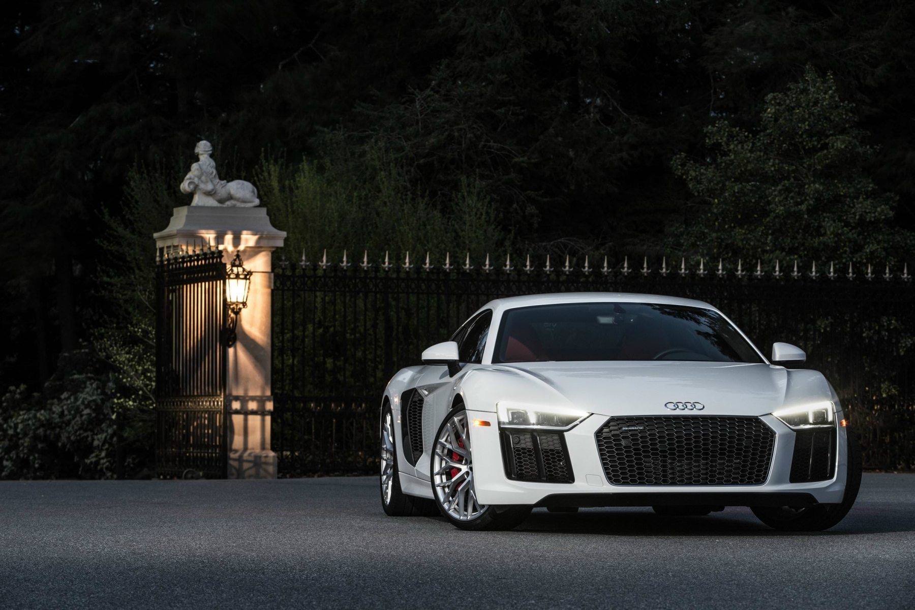 Audi R8 Weiгџ Wallpapers