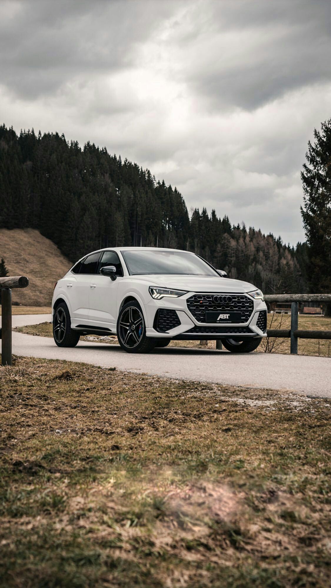 Audi Rs Q3 Wallpapers