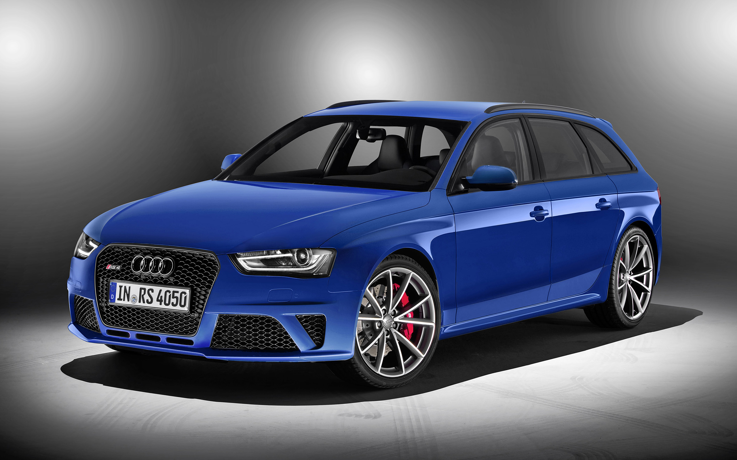 Audi Rs4 Avant Nogaro Wallpapers