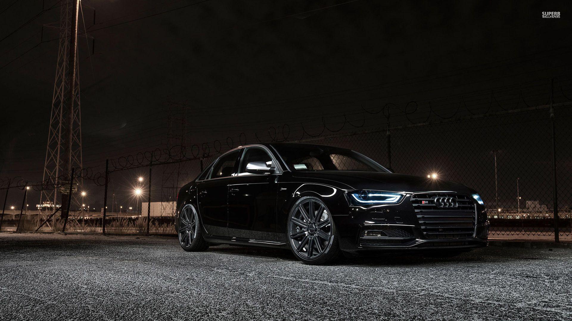 Audi S4 Avant Wallpapers