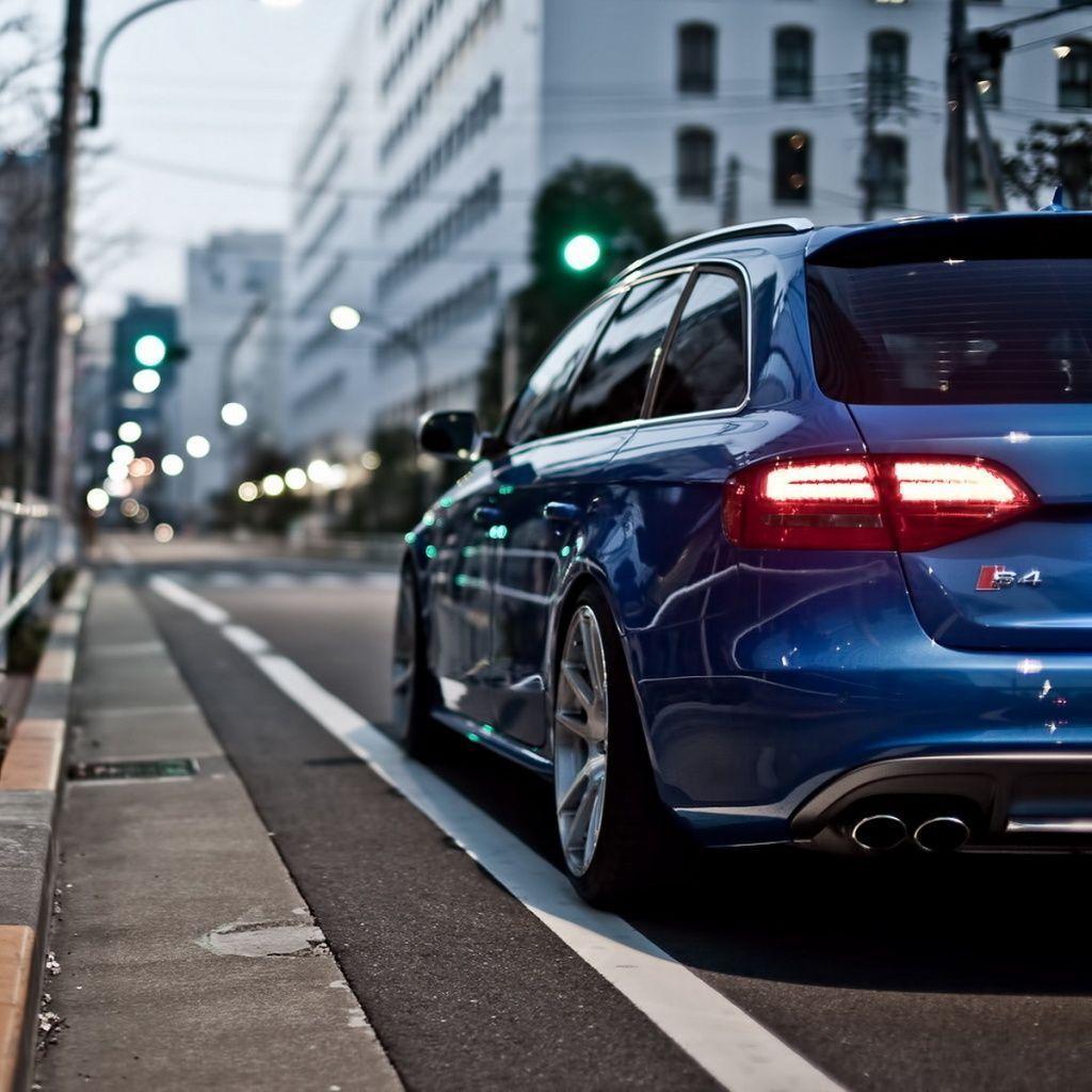 Audi S4 Avant Wallpapers