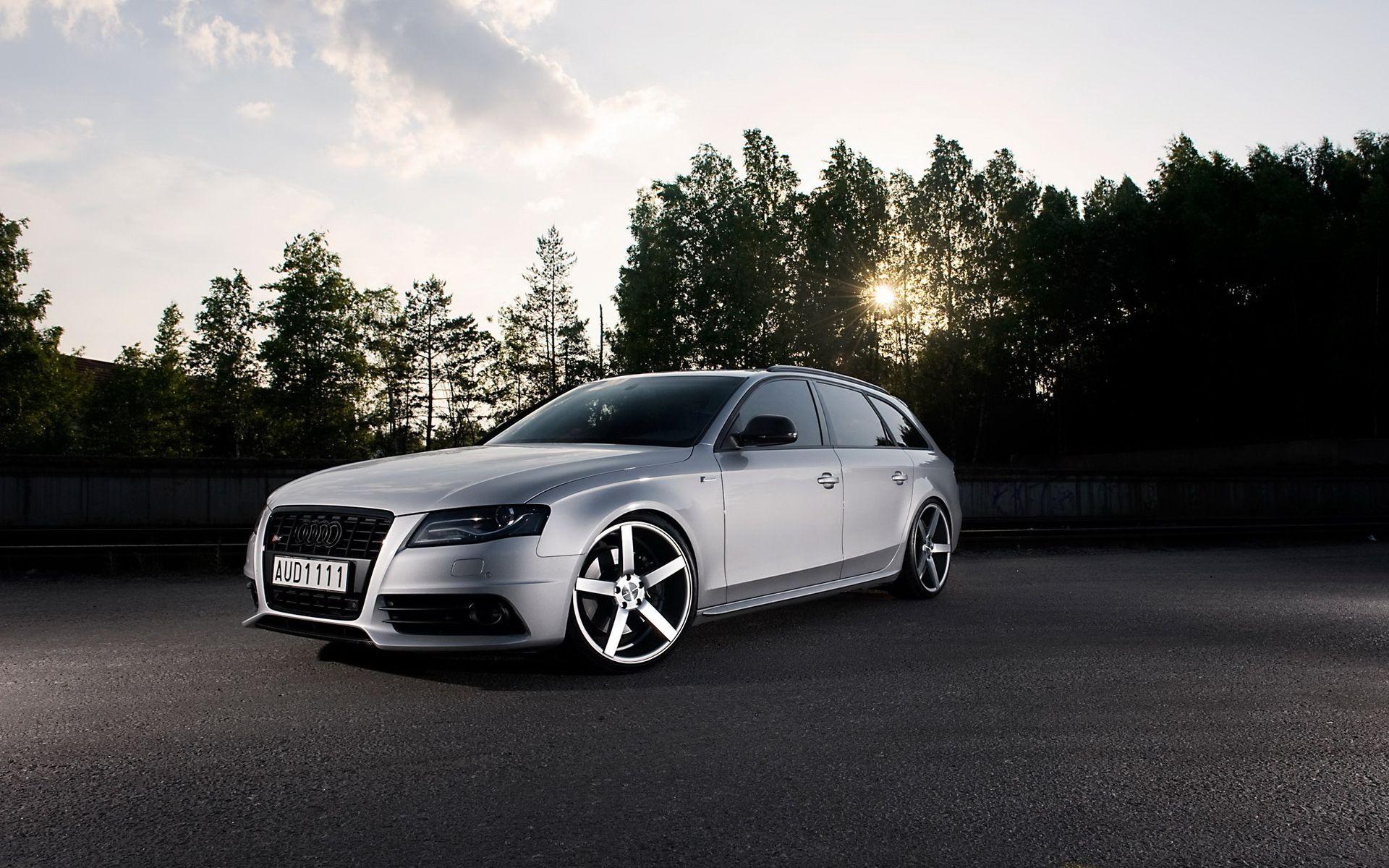 Audi S4 Avant Wallpapers