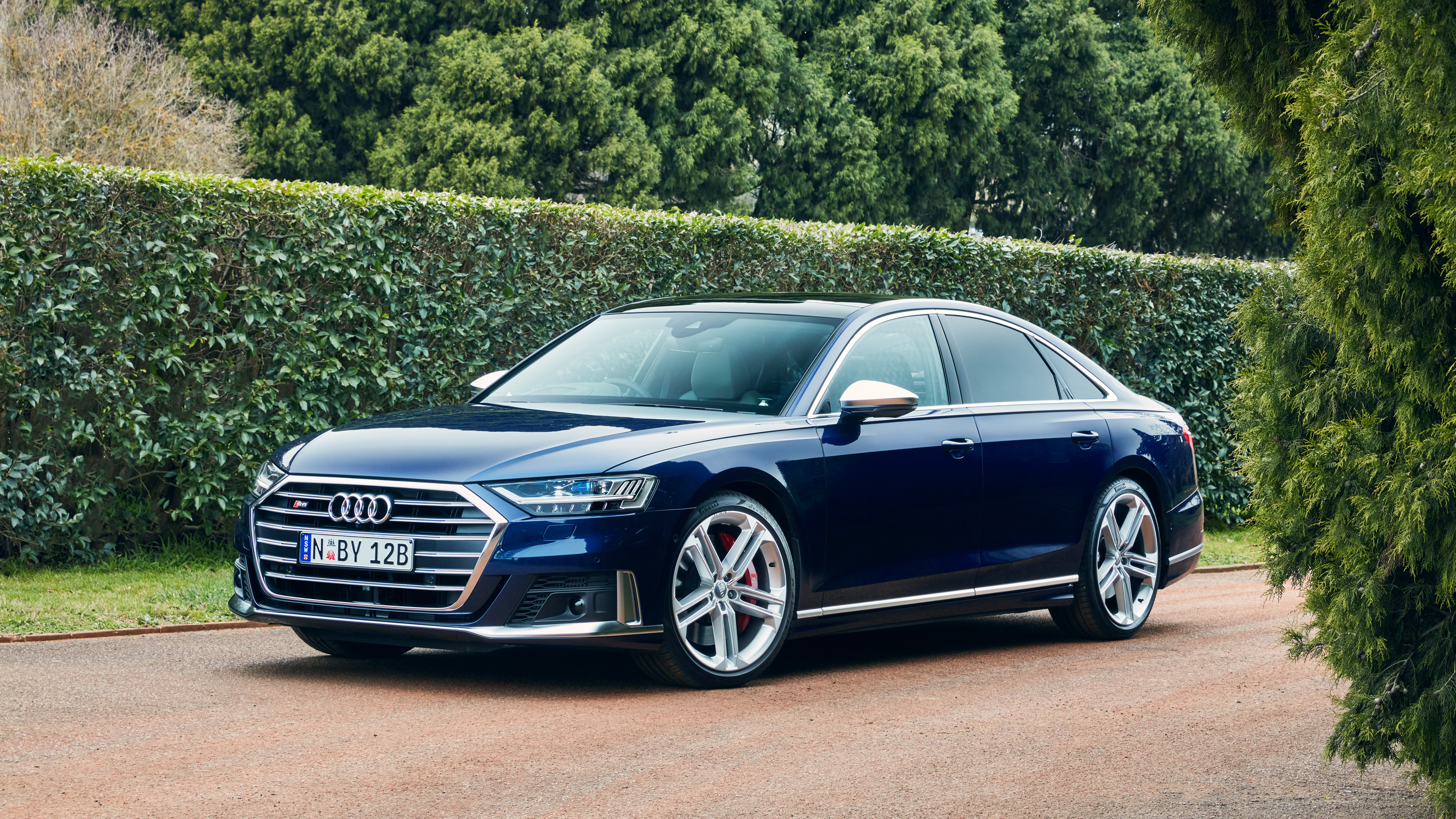 Audi S8 Wallpapers