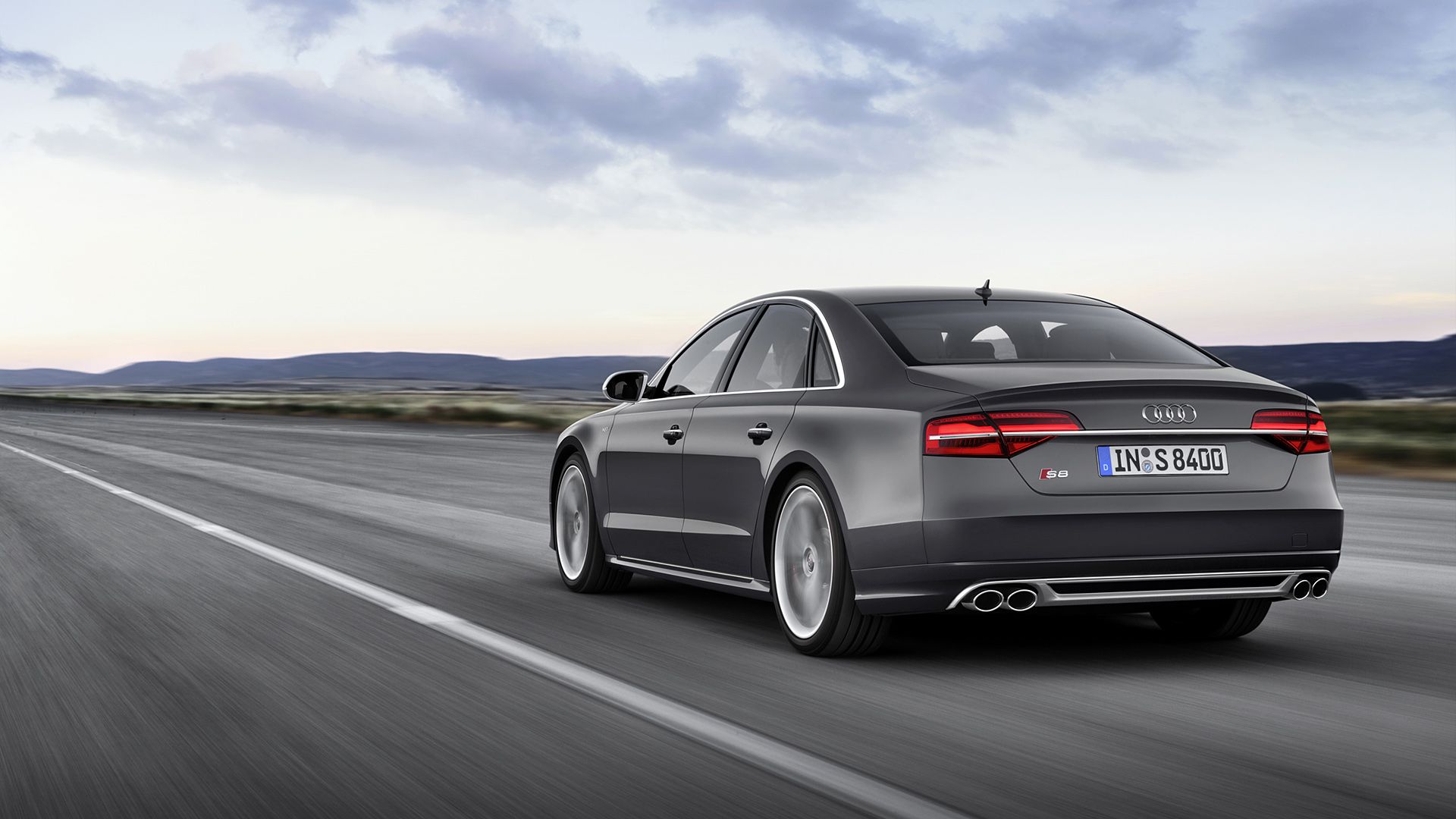 Audi S8 Wallpapers