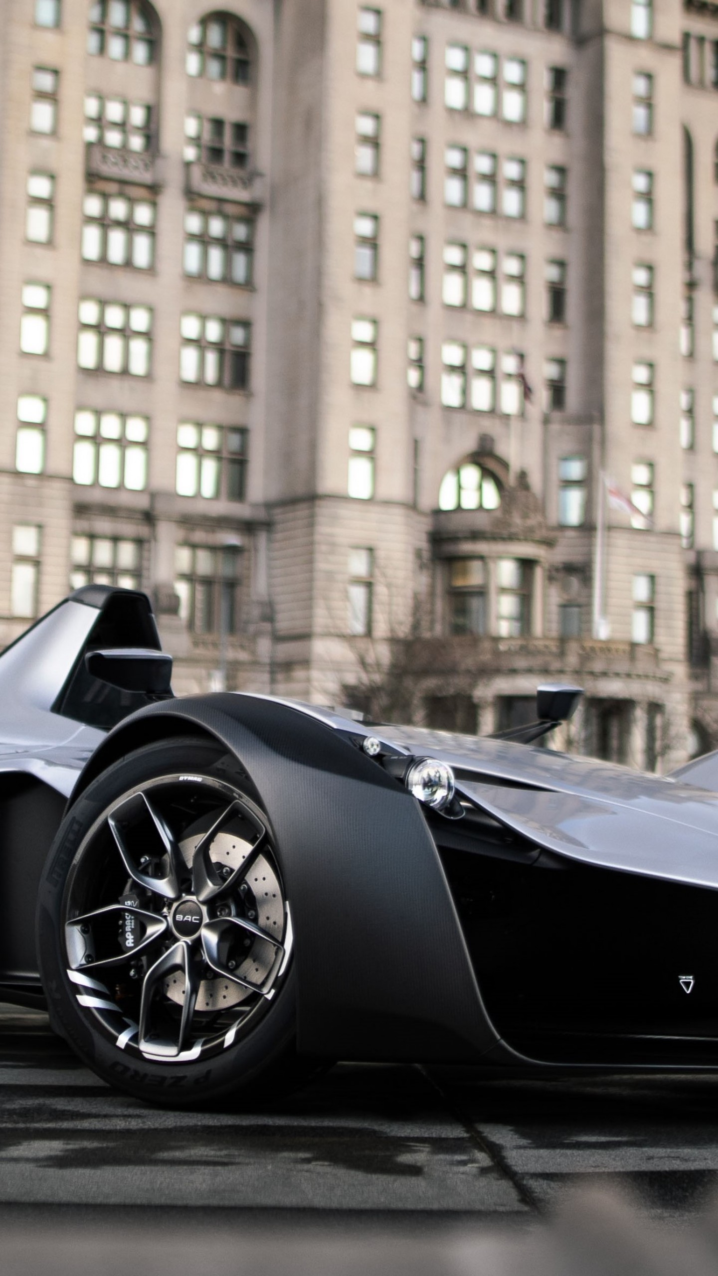 Bac Mono R Wallpapers