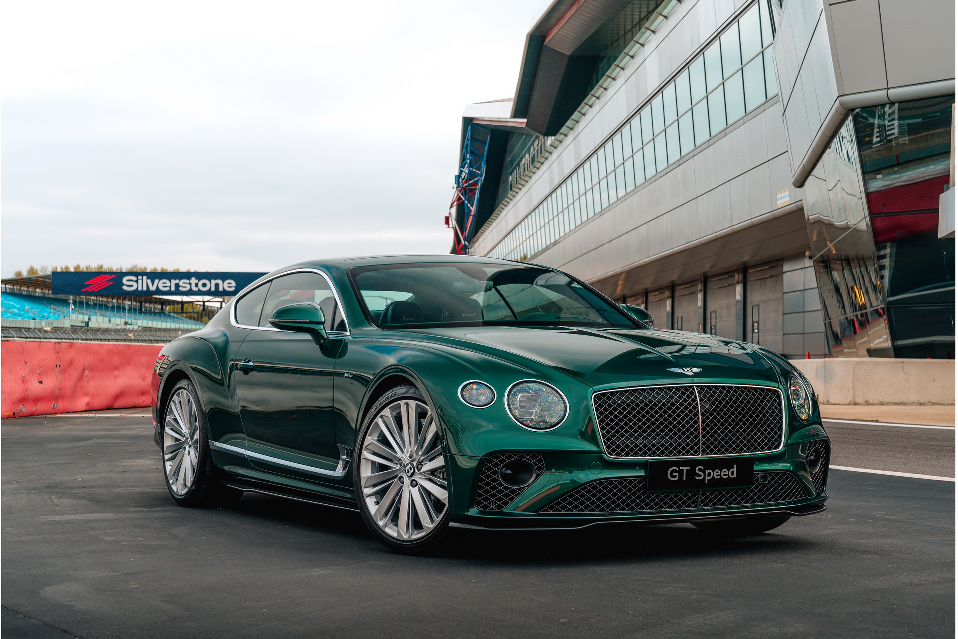 Bentley Continental 24 Wallpapers