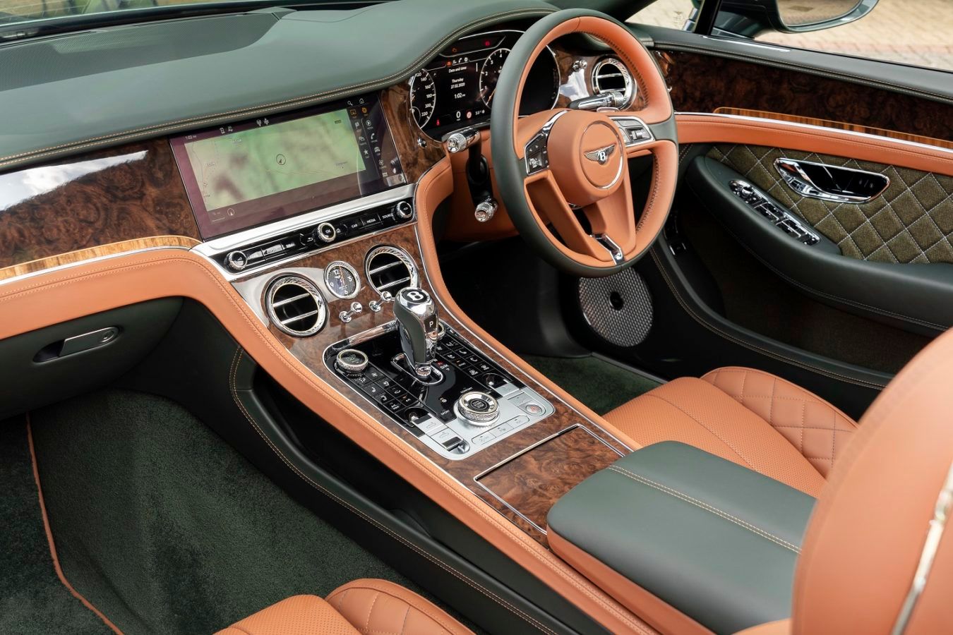 Bentley Continental Gt Convertible Equestrian Edition By Mulliner Wallpapers