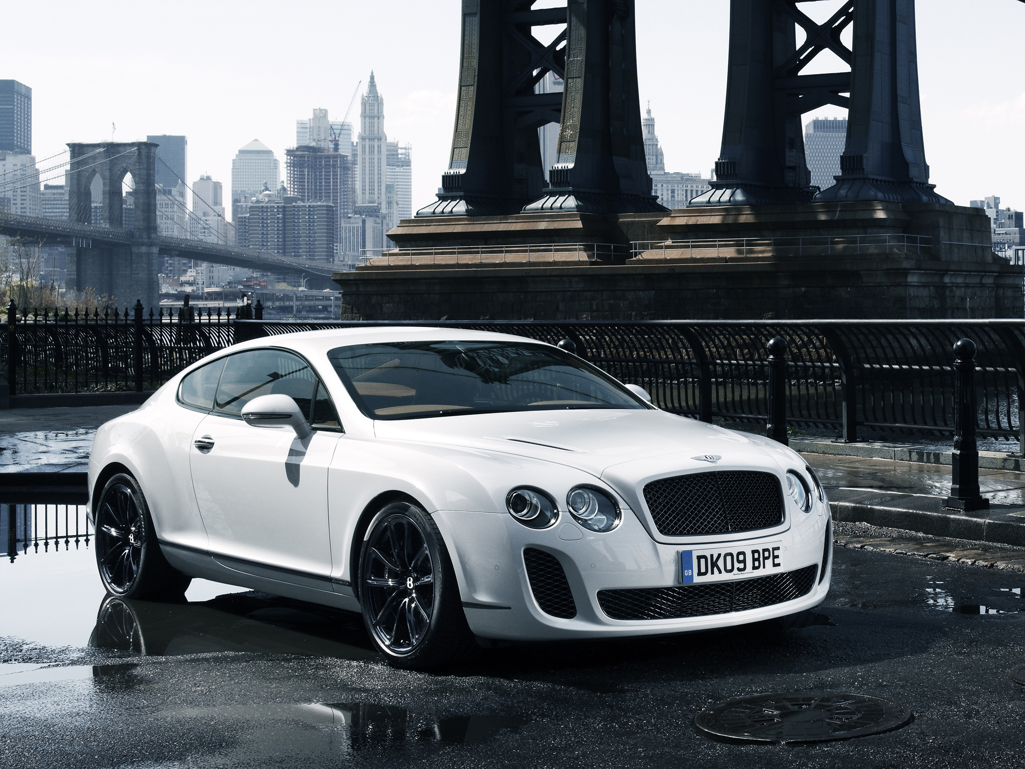 Bentley Continental Supersports Wallpapers