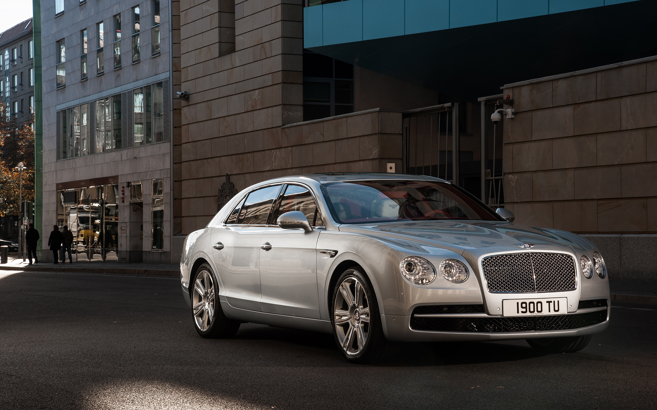 Bentley Flying Spur V8 Wallpapers