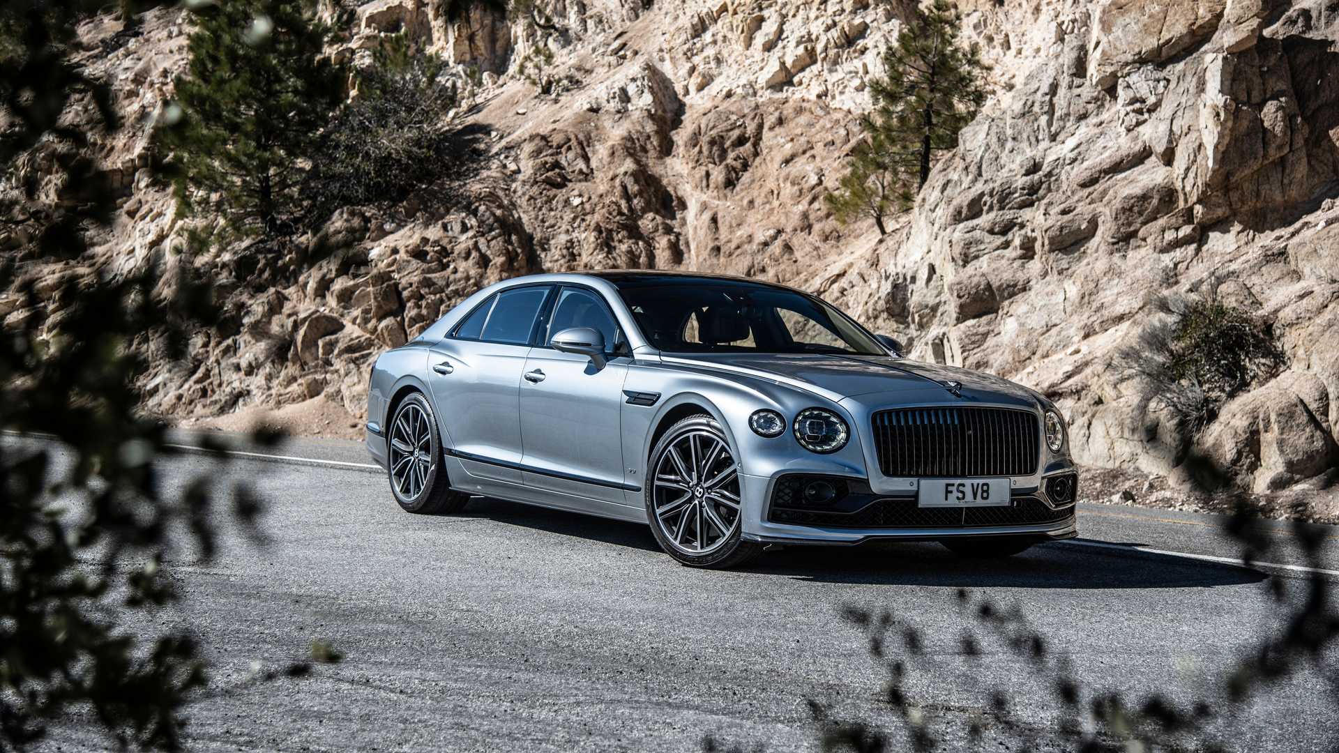 Bentley Flying Spur V8 Wallpapers