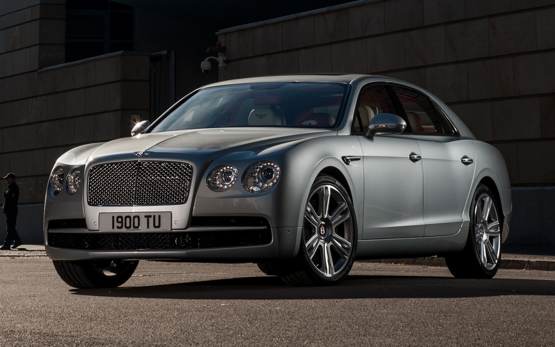 Bentley Flying Spur V8 Wallpapers