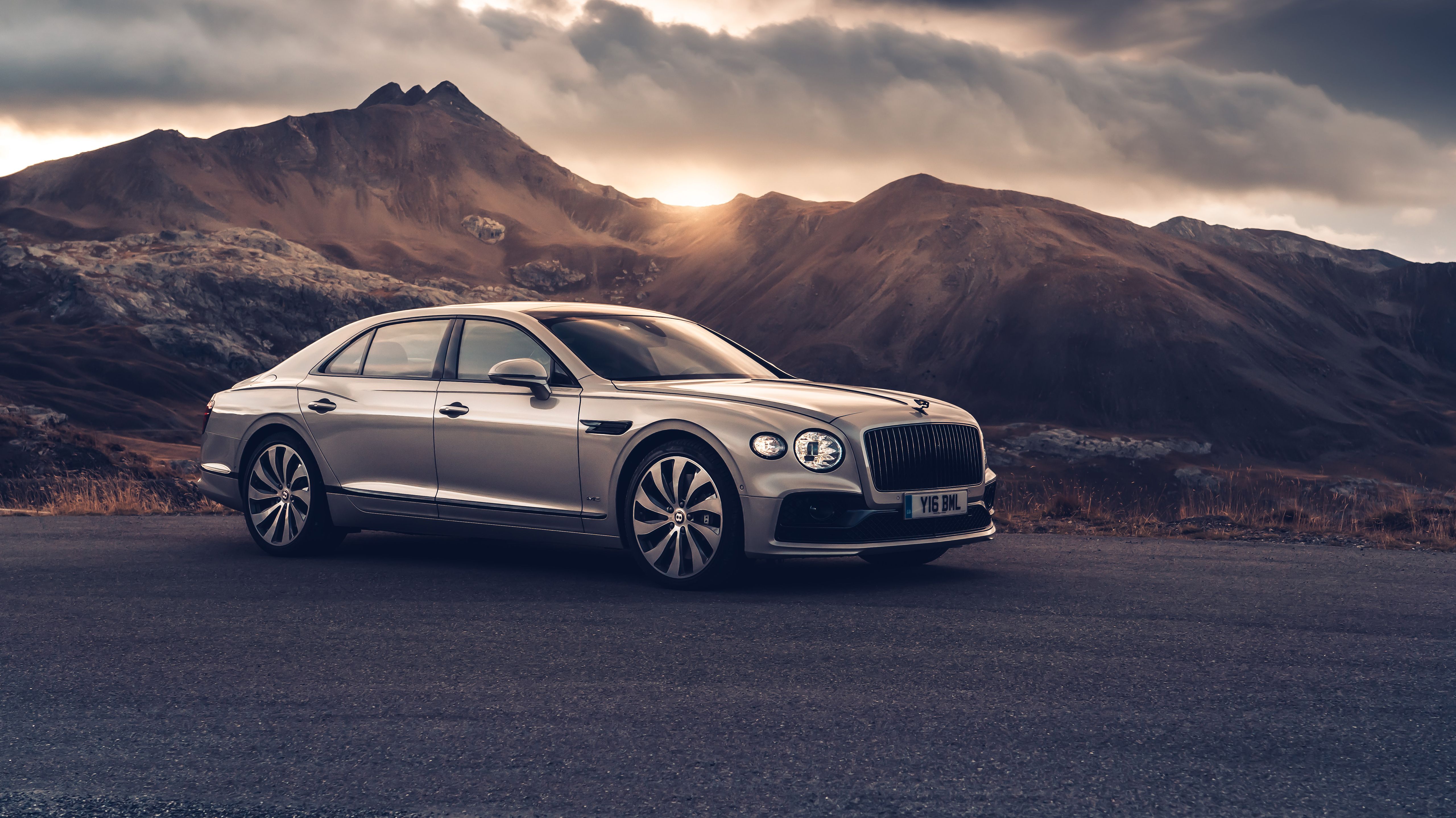 Bentley Flying Spur W12 S Wallpapers