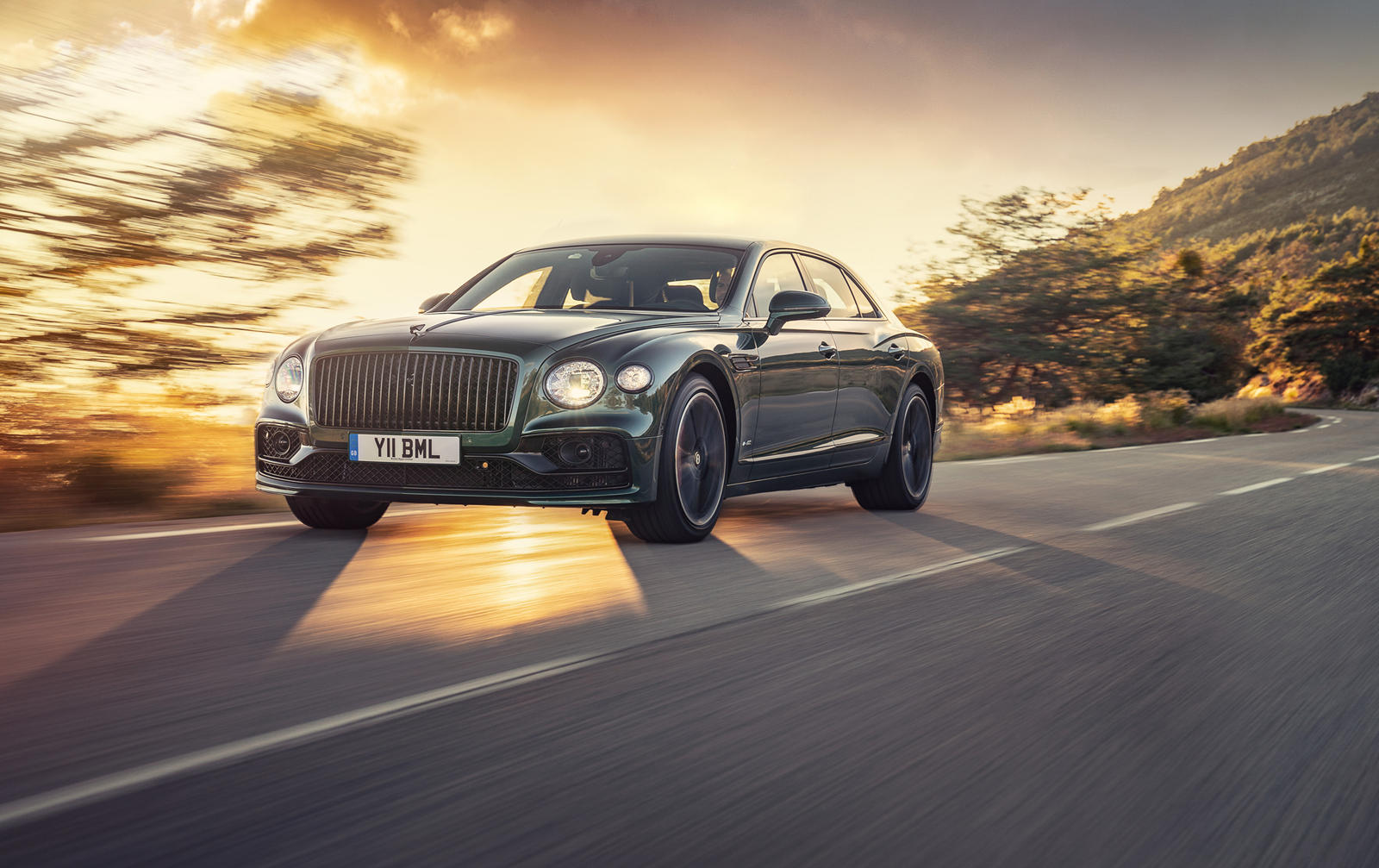 Bentley Flying Spur W12 S Wallpapers