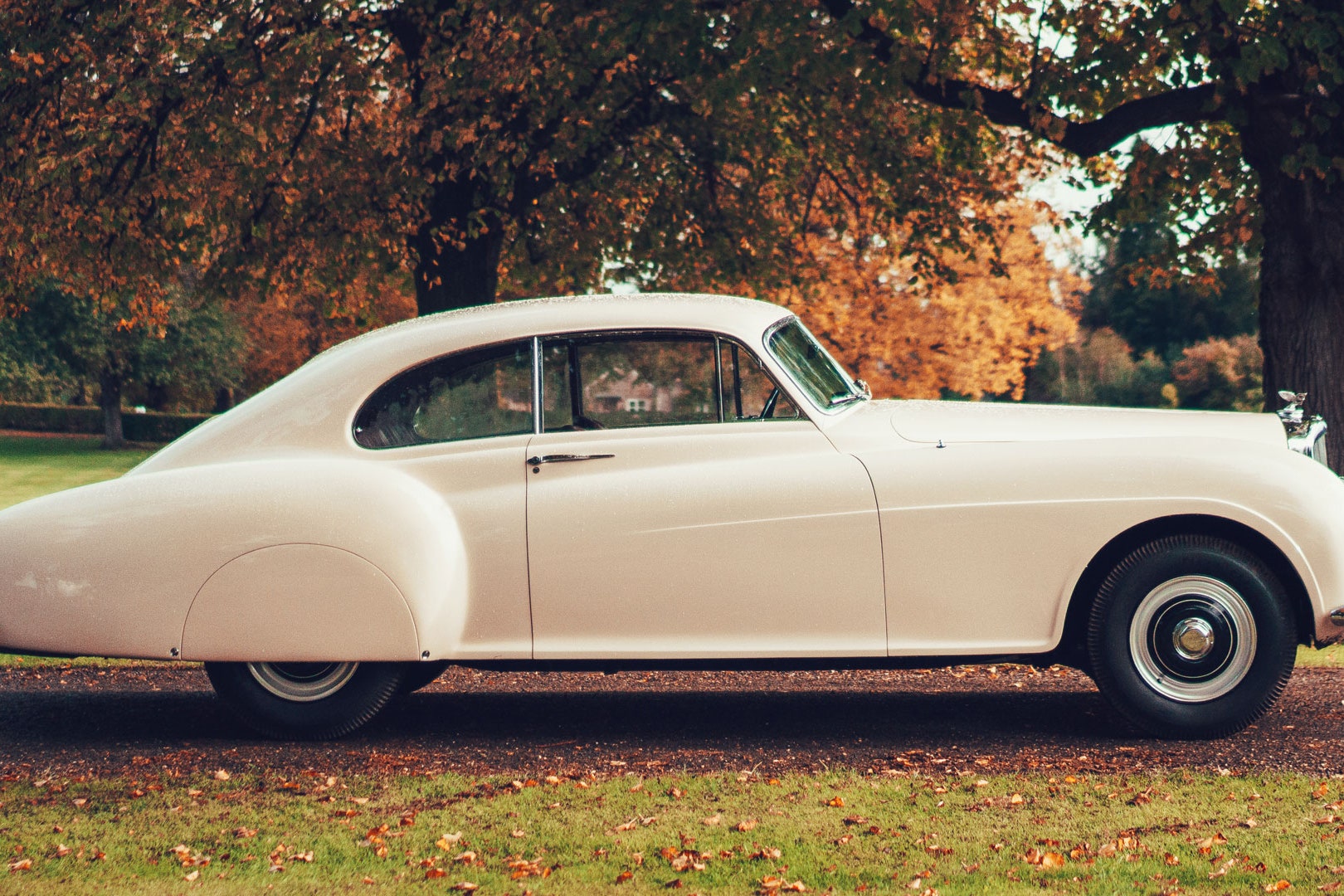 Bentley R Type Continental Wallpapers