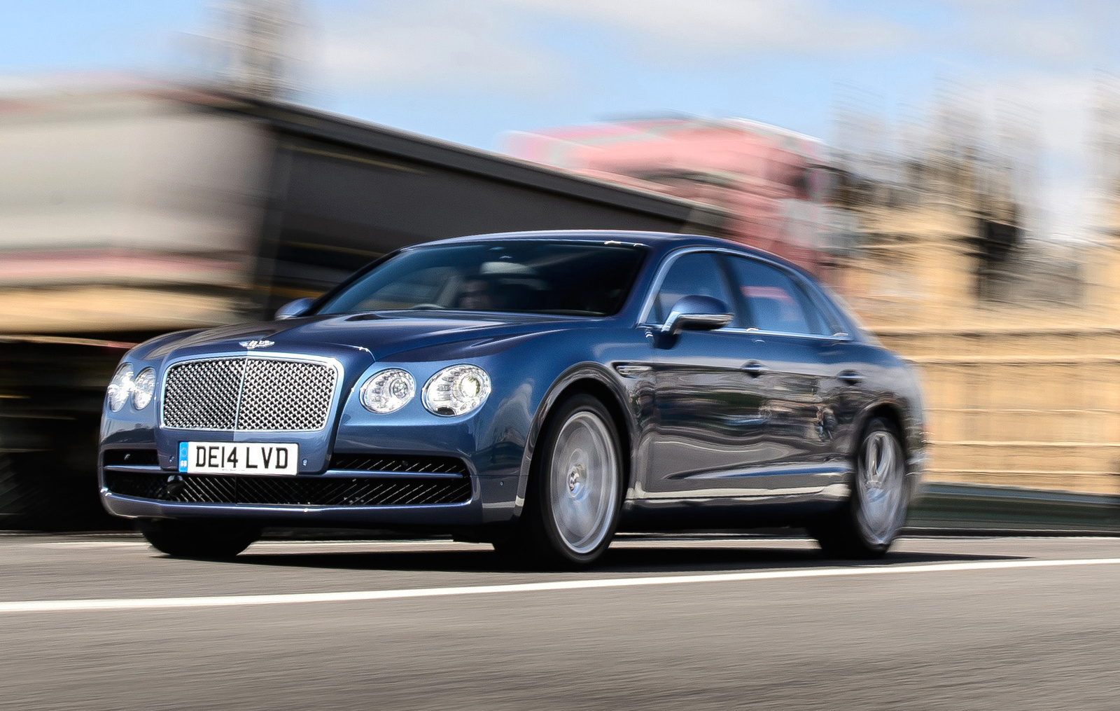 Bentley S3 Continental Flying Spur Wallpapers