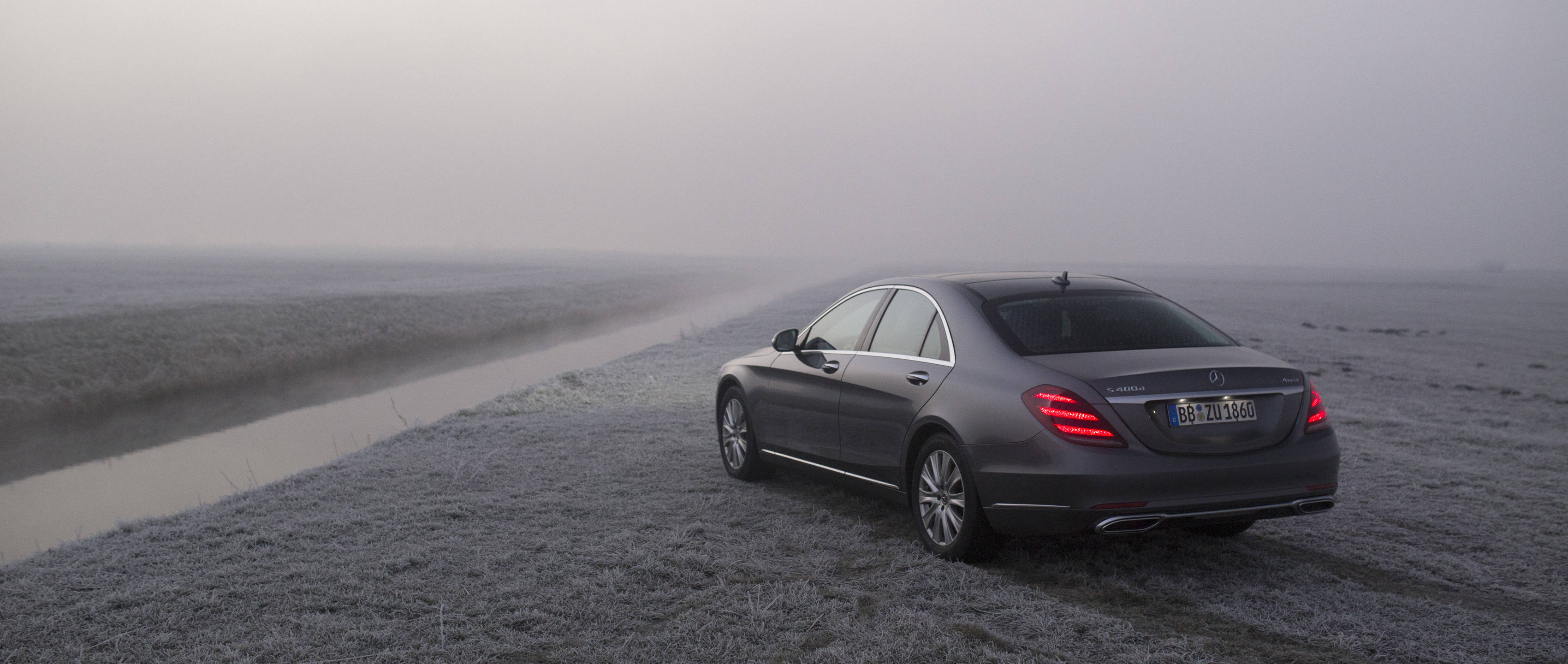 Black Mercedes Benz S Class Wallpapers