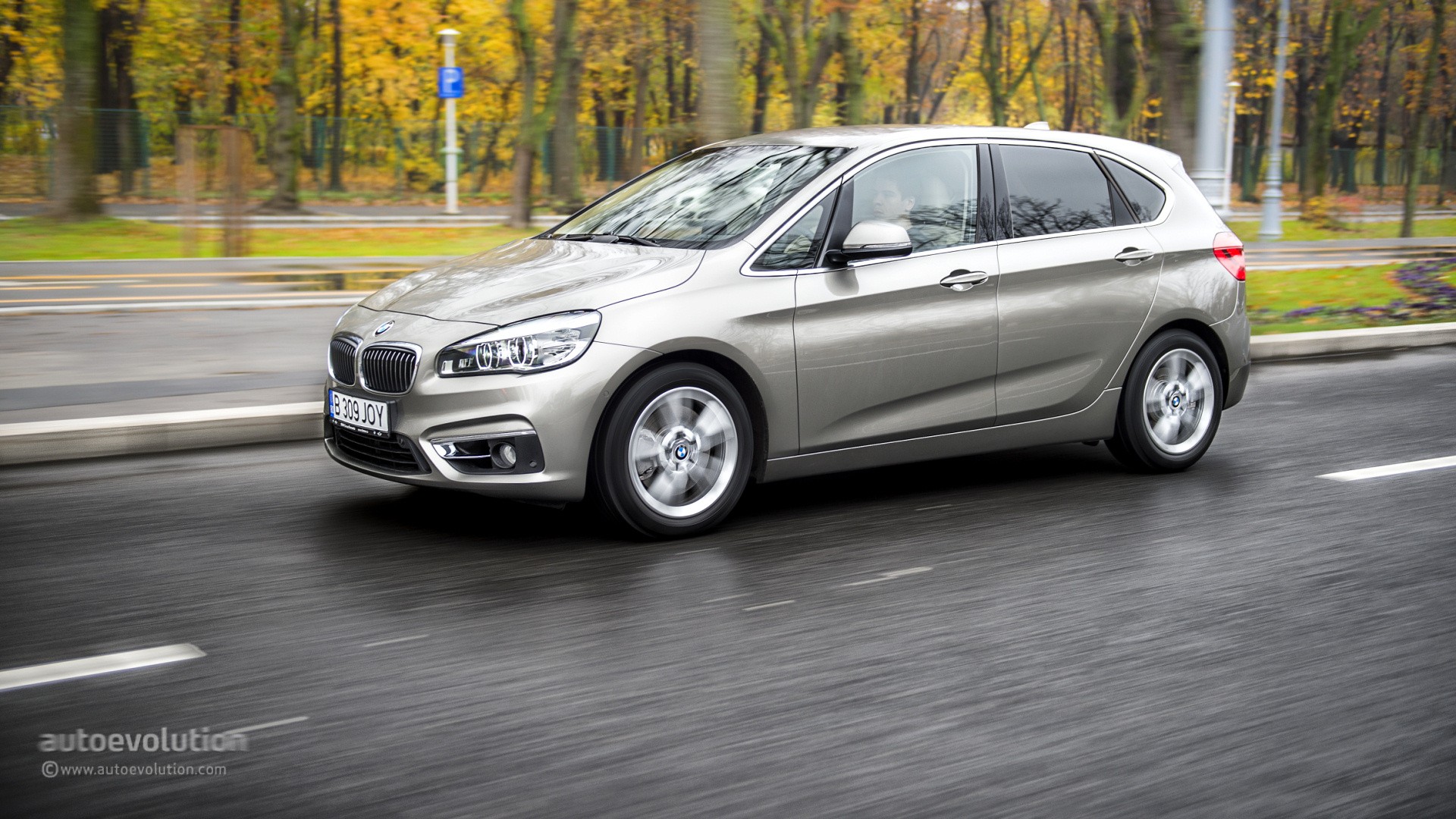 Bmw 2 Series Active Tourer Wallpapers