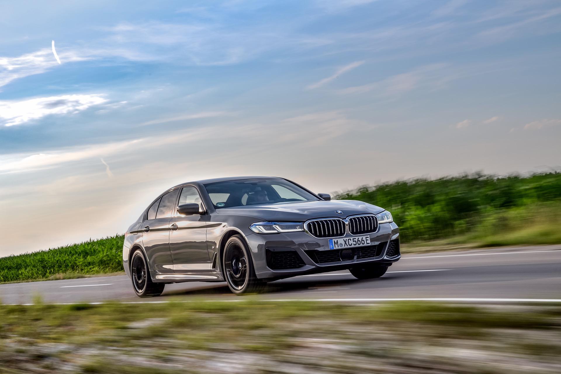 Bmw 545E Plug-In Hybrid M Sport Wallpapers