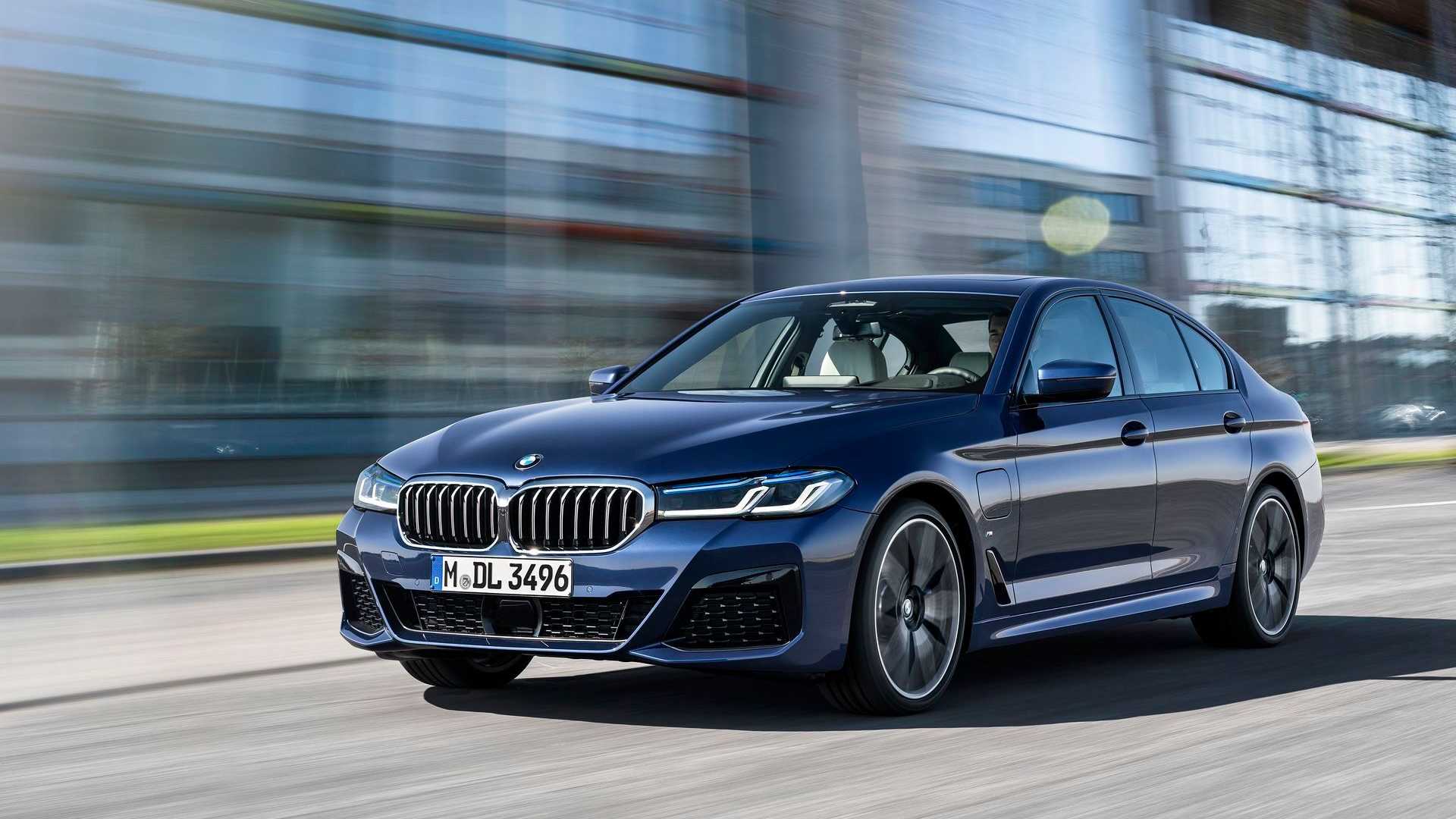 Bmw 545E Plug-In Hybrid M Sport Wallpapers