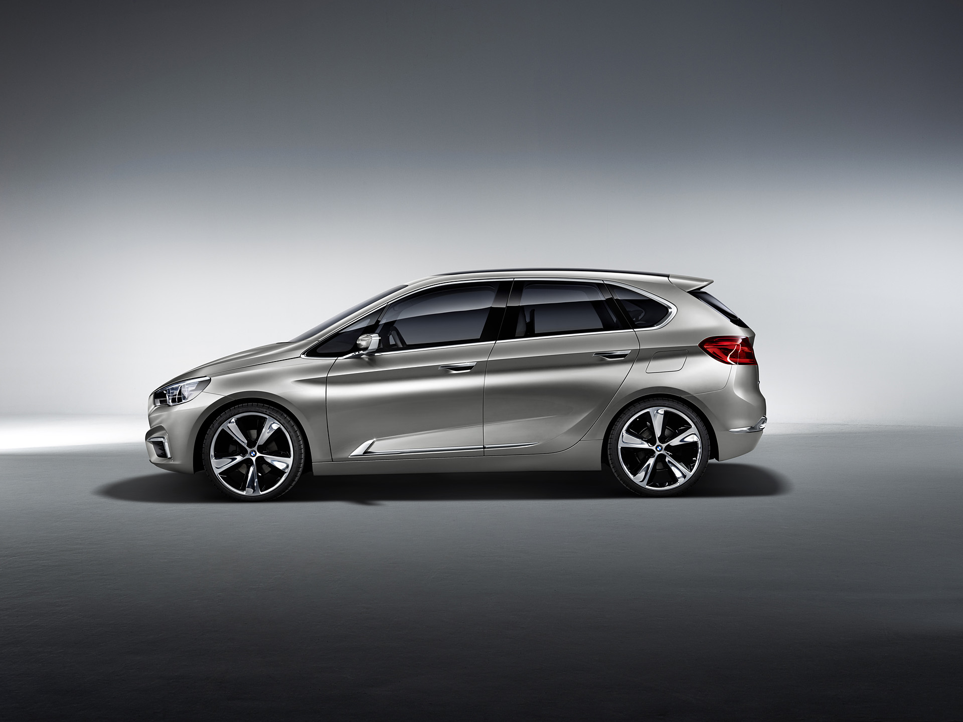 Bmw Concept Active Tourer Wallpapers