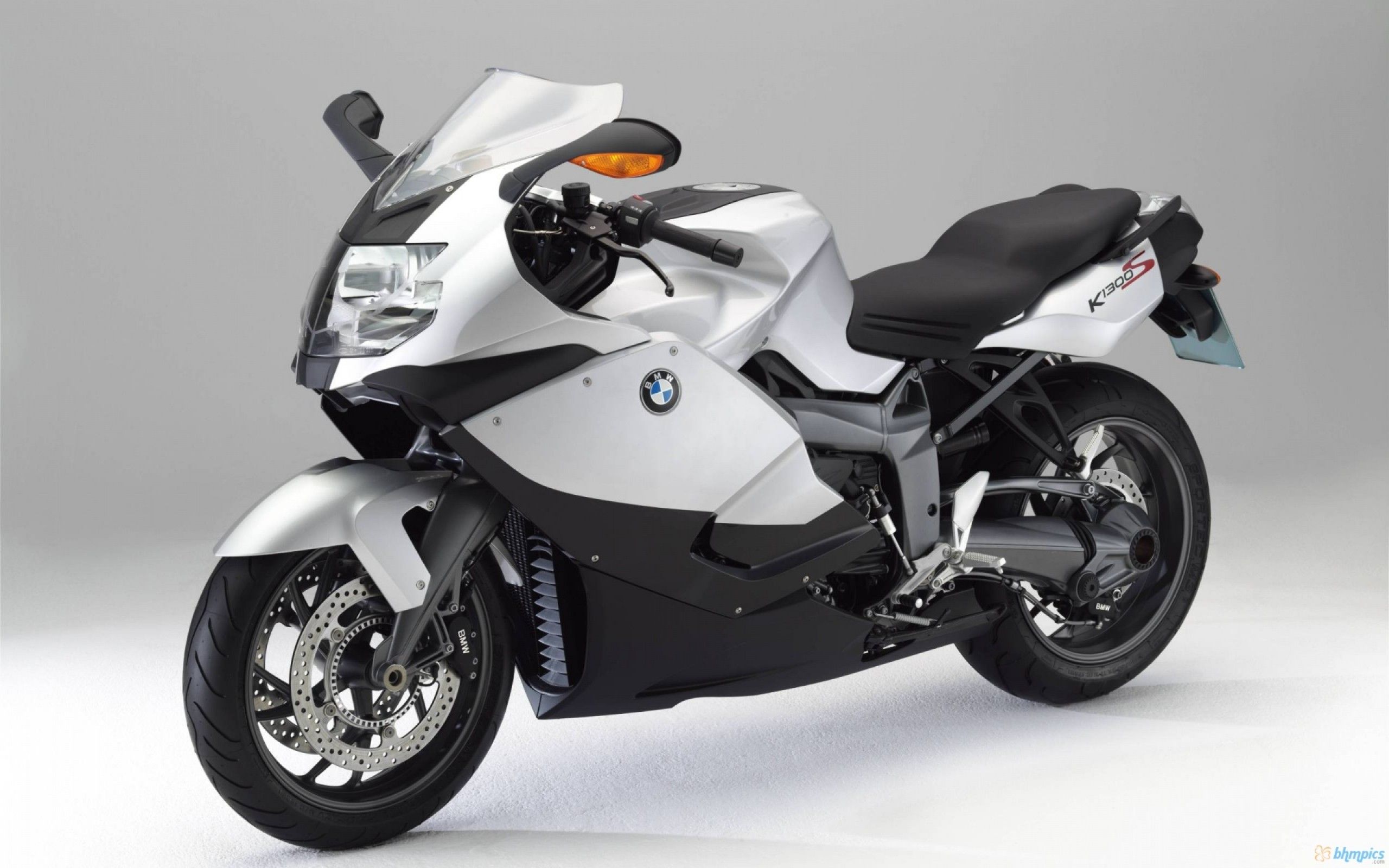 Bmw K1300R Wallpapers